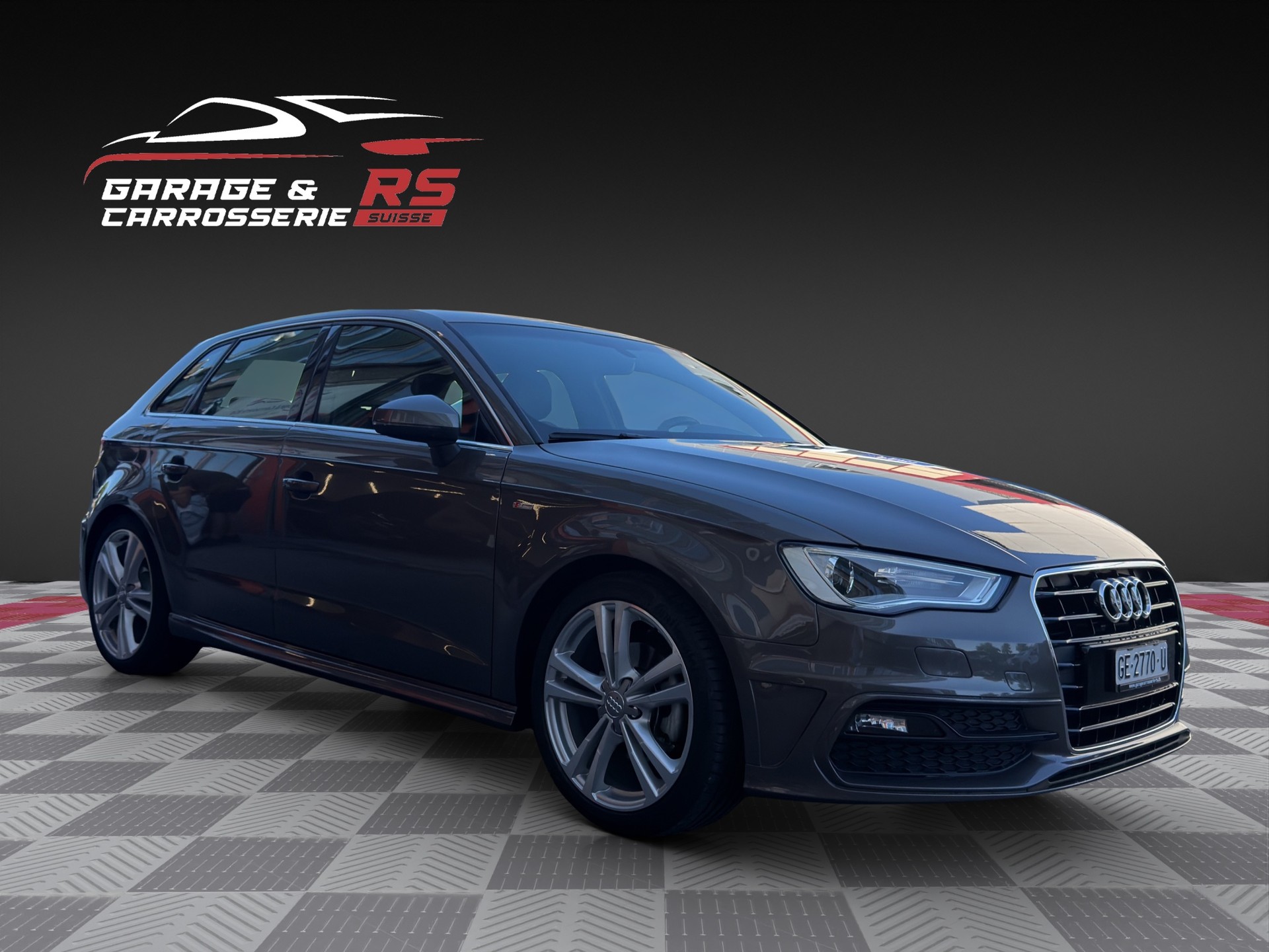 AUDI A3 Sportback 1.4 TFSI Ambition S-tronic-image-4