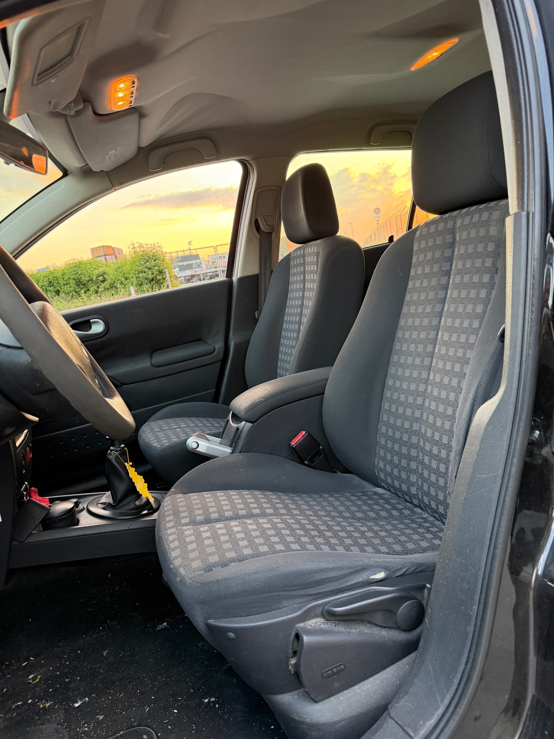 RENAULT Mégane Break 2.0 16V Expression-image-8