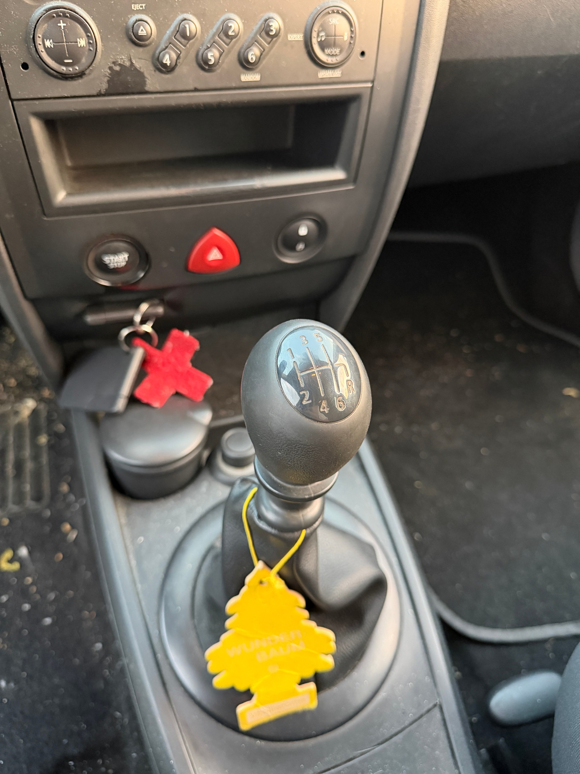 RENAULT Mégane Break 2.0 16V Expression-image-13