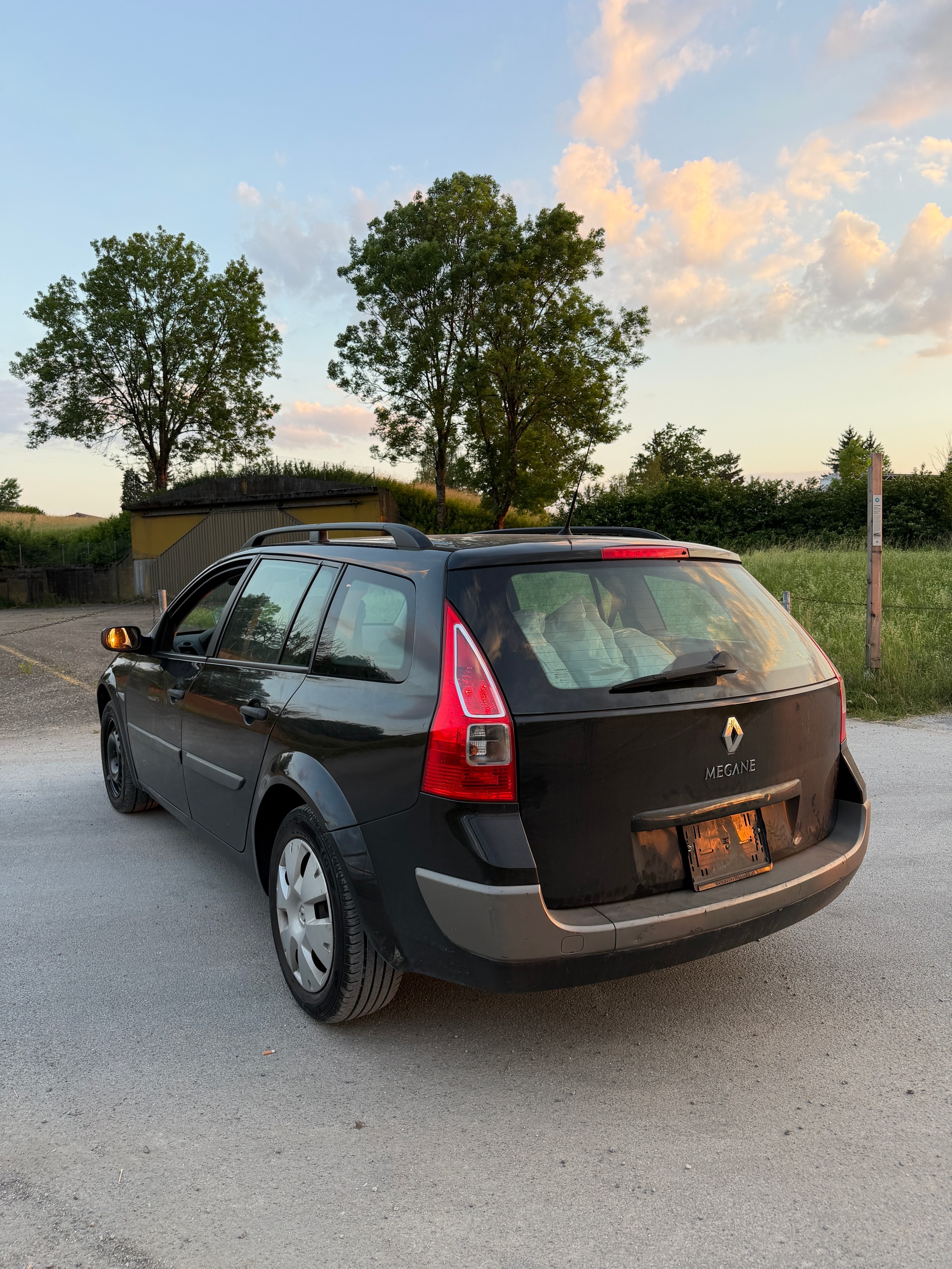 RENAULT Mégane Break 2.0 16V Expression-image-4