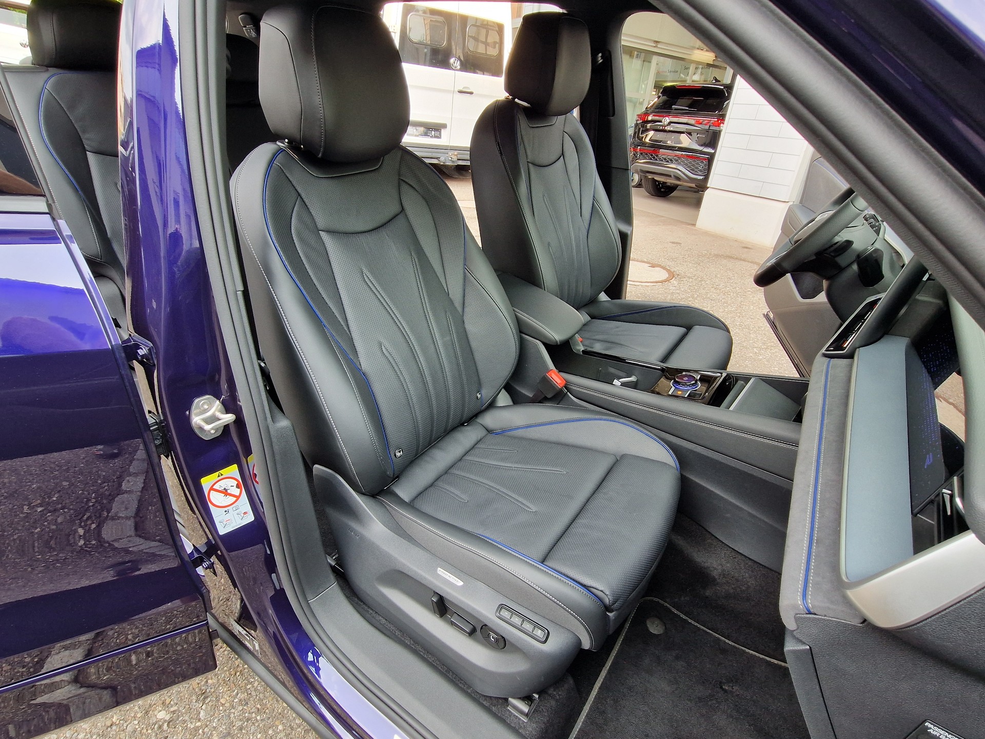 VW Tayron 2.0 TSI R-Line Plus DSG 4Motion 5 Jahre 100tkm VW Werksgarantie-image-8