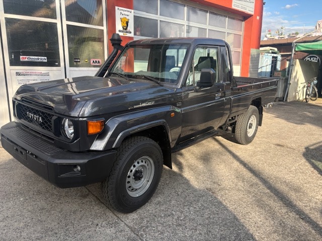 TOYOTA GRJ 79-image-0