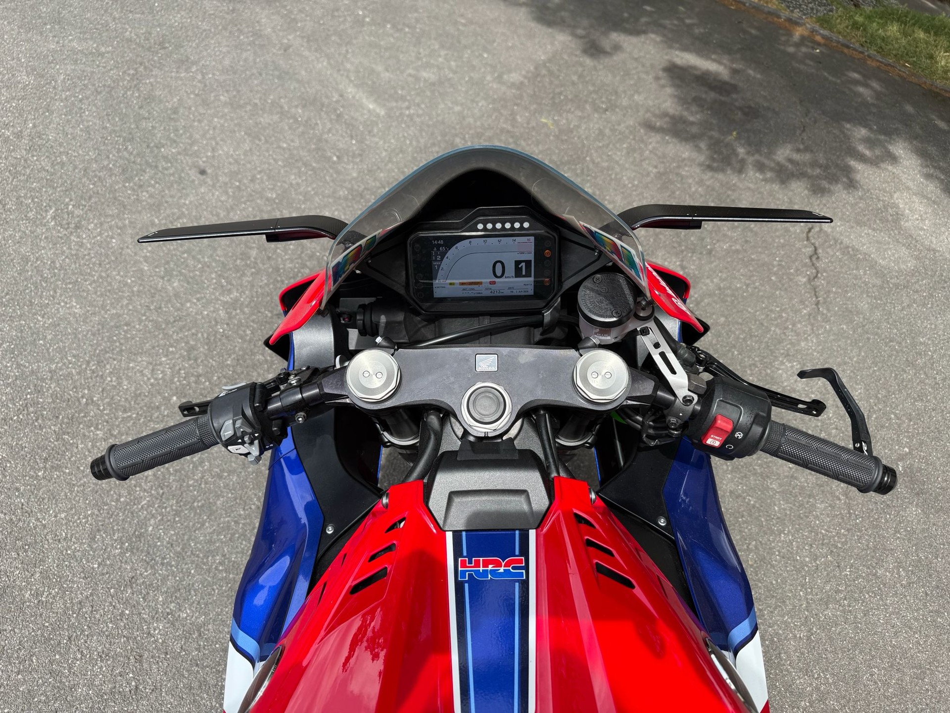 HONDA CBR 1000 RR-R-image-13