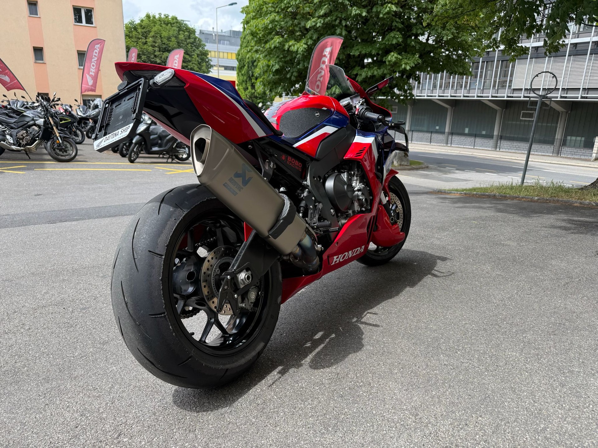 HONDA CBR 1000 RR-R-image-5