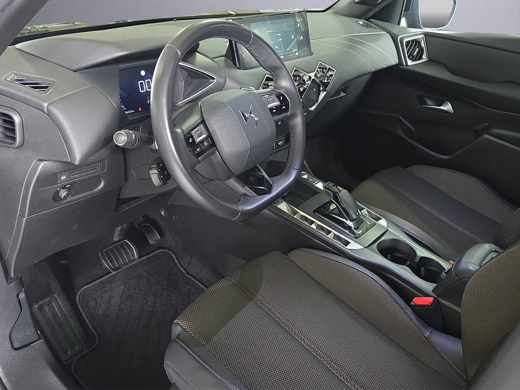 DS AUTOMOBILES DS3 Crossback 1.2 130 Bastille-image-9