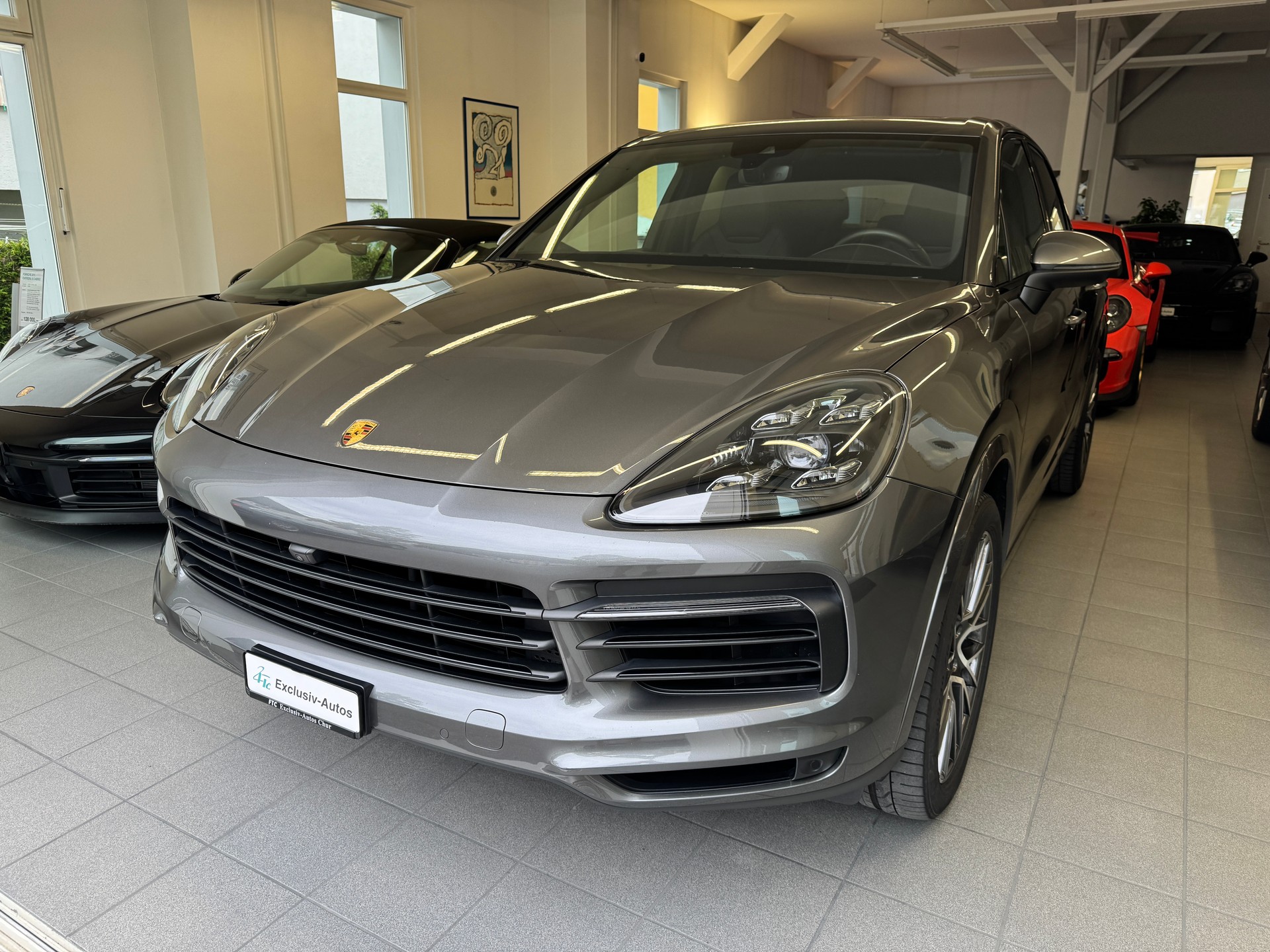 PORSCHE Cayenne-image-2