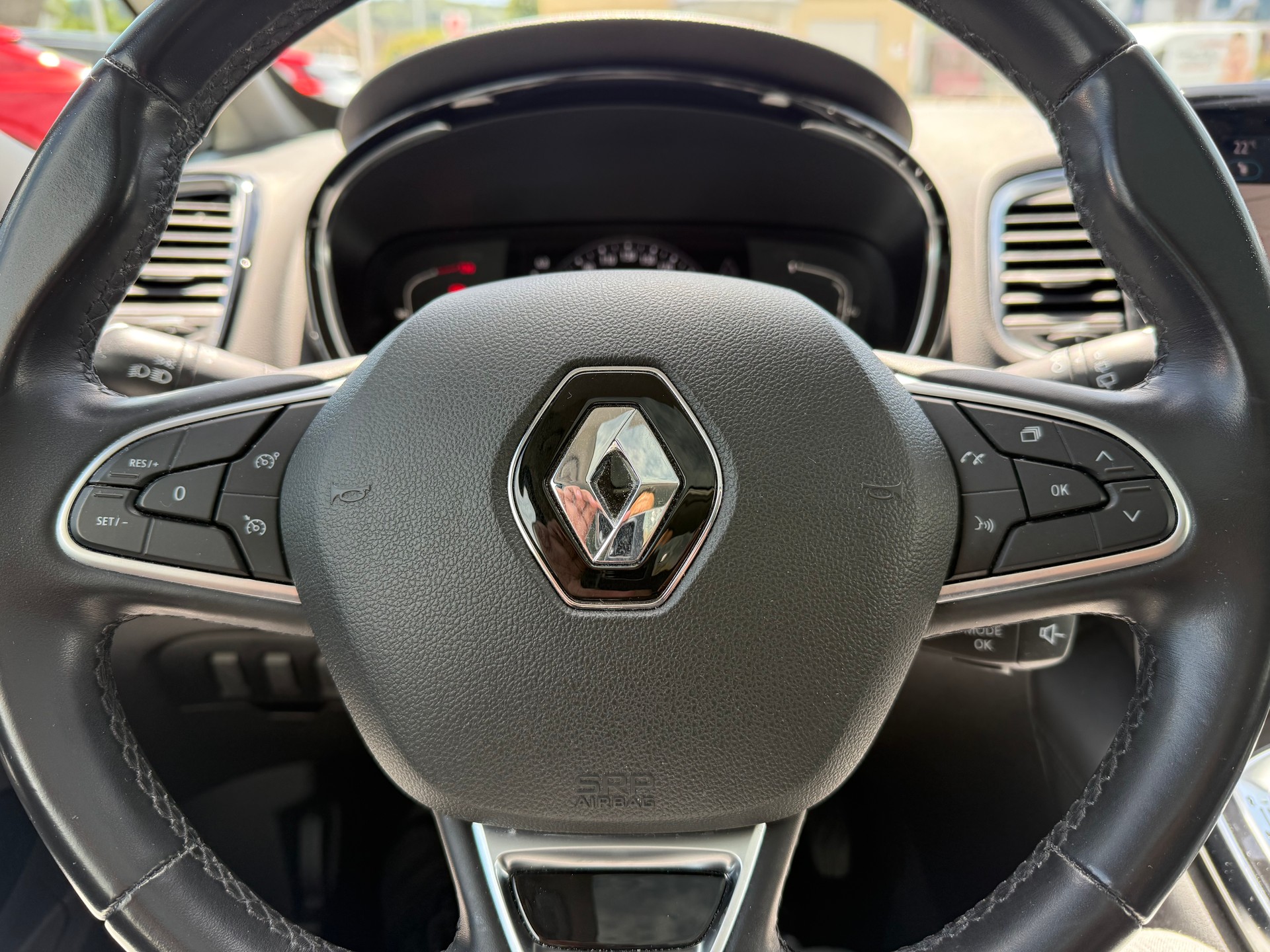RENAULT Espace 2.0 dCi Business EDC-image-13