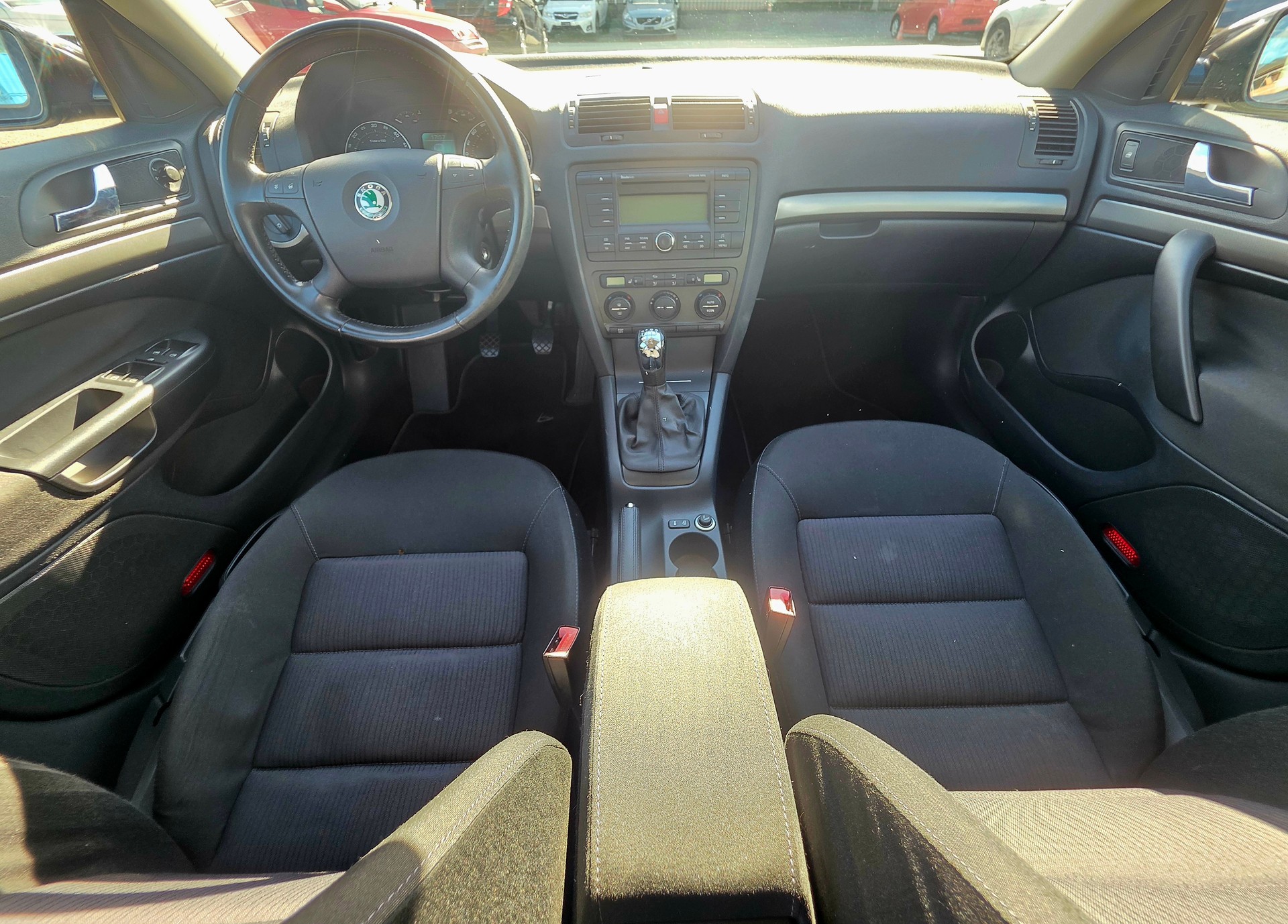 SKODA Octavia 1.9 TDI Elegance-image-6