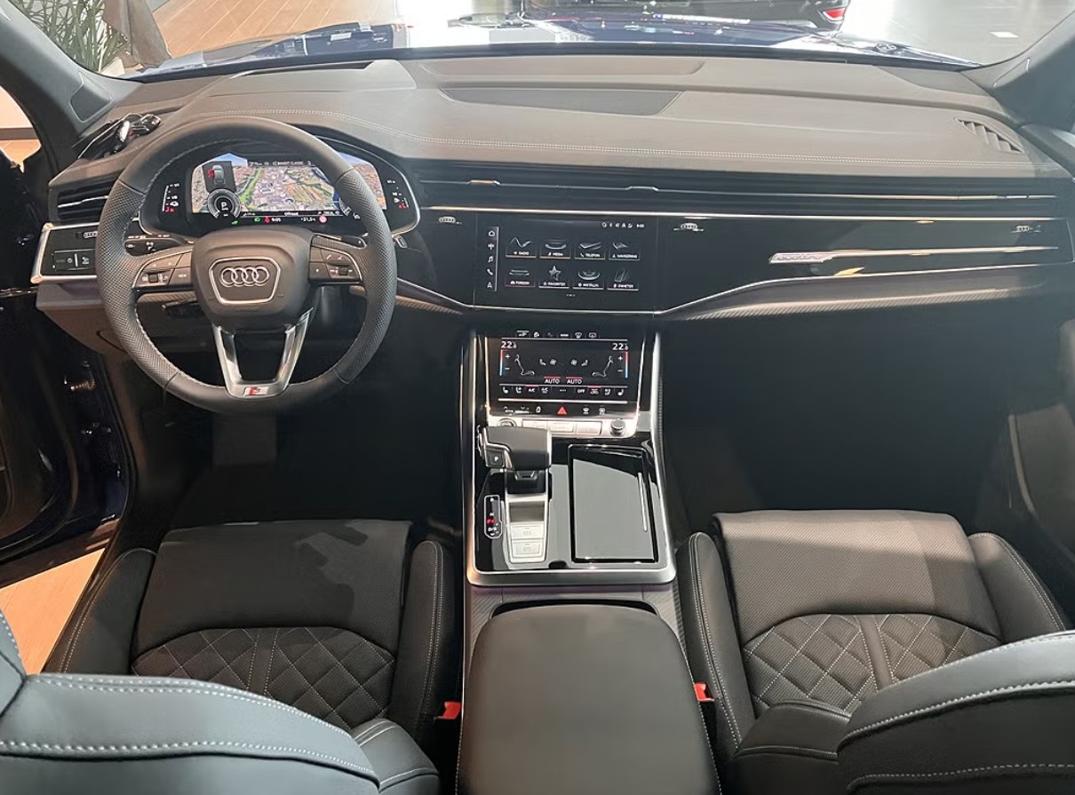 AUDI Q7 SUV TFSI e quattro 360 kW S line tiptronic-image-6