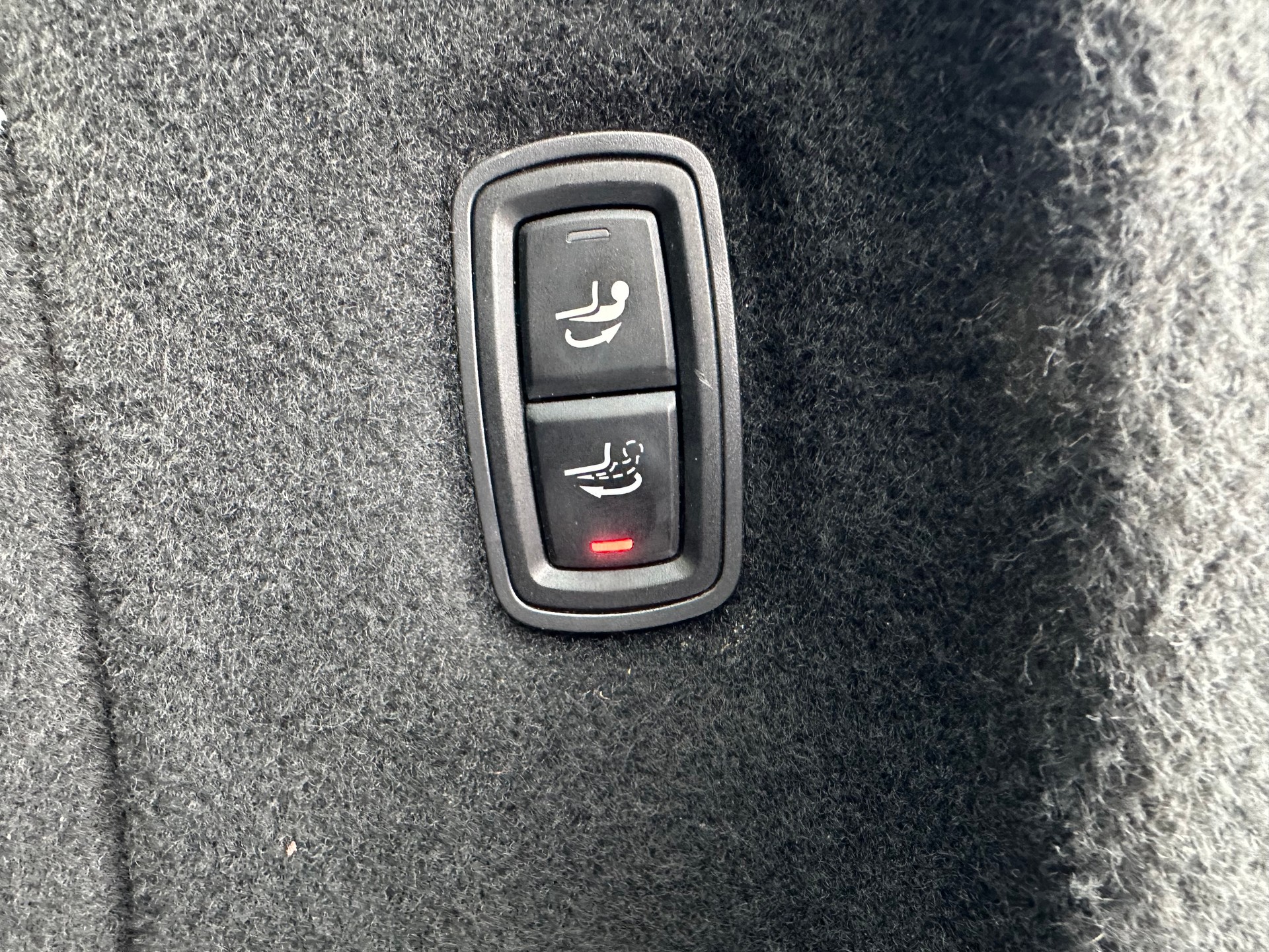 PORSCHE Cayenne Turbo-image-14