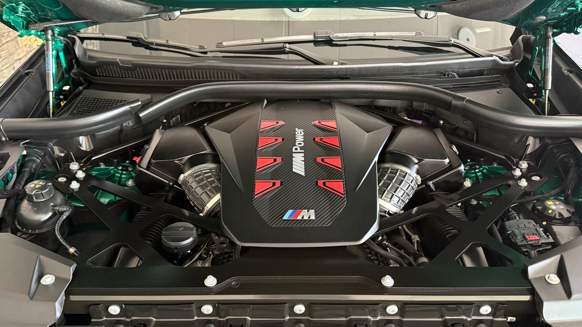 BMW X6M Competition M Individual-Fahrzeug-image-27