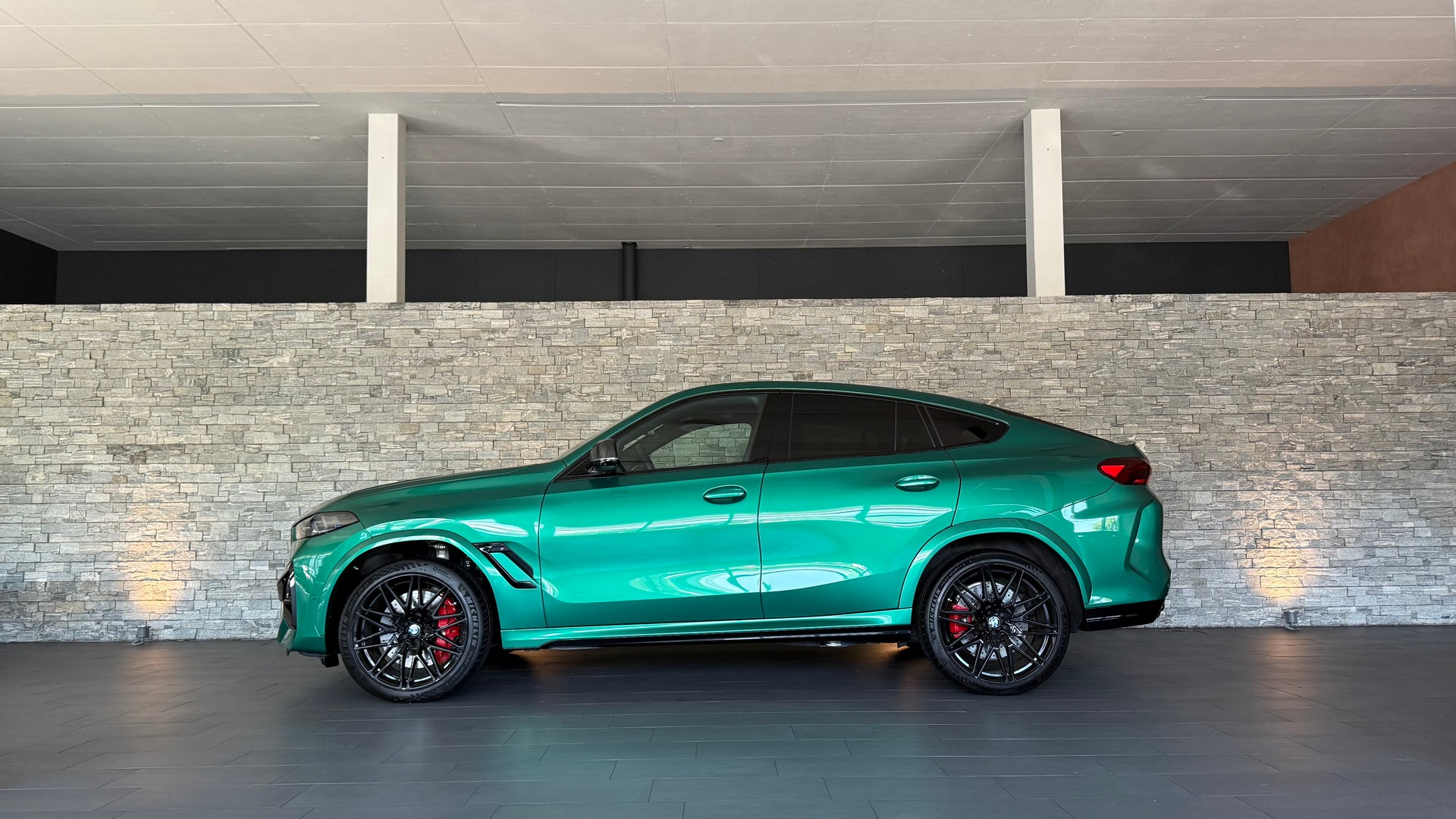 BMW X6M Competition M Individual-Fahrzeug-image-2