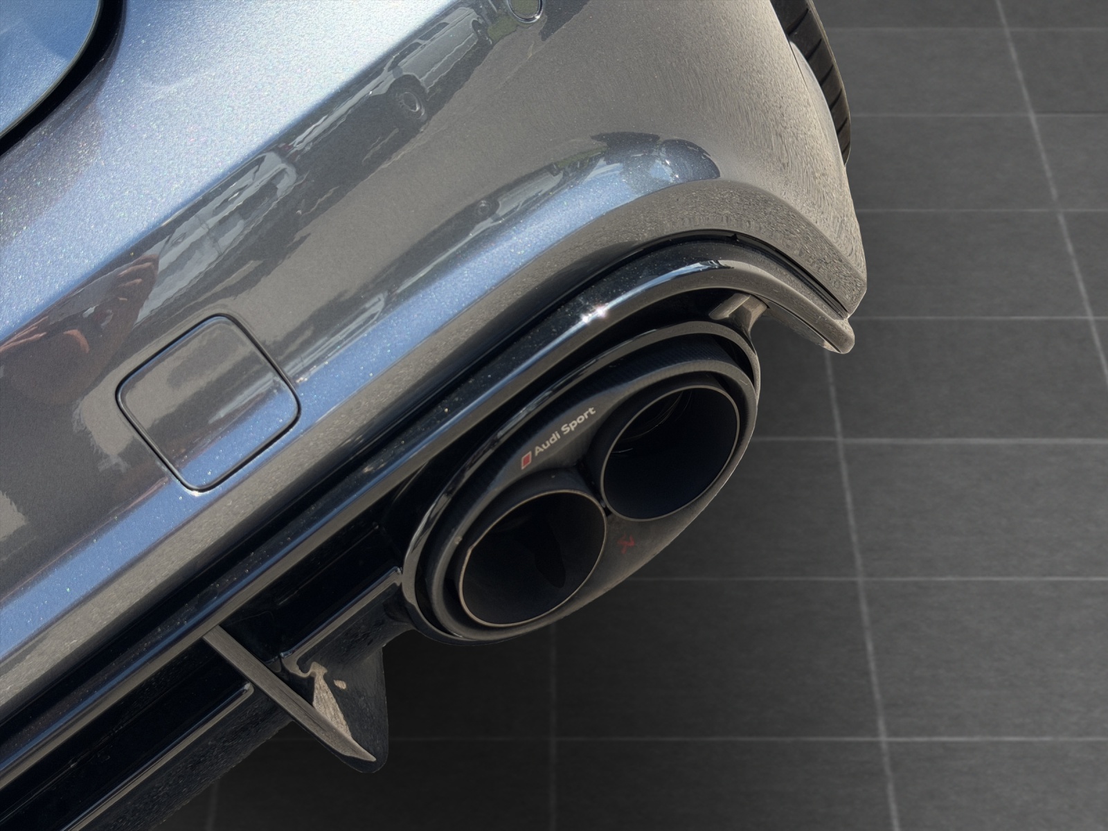 AUDI RS6 Avant 4.0 TFSI V8 performance quattro-image-8