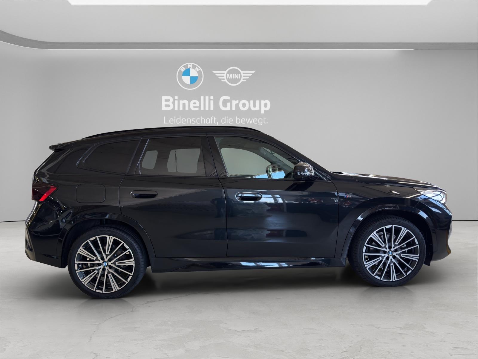 BMW X1 23i xDrive paddles-image-17