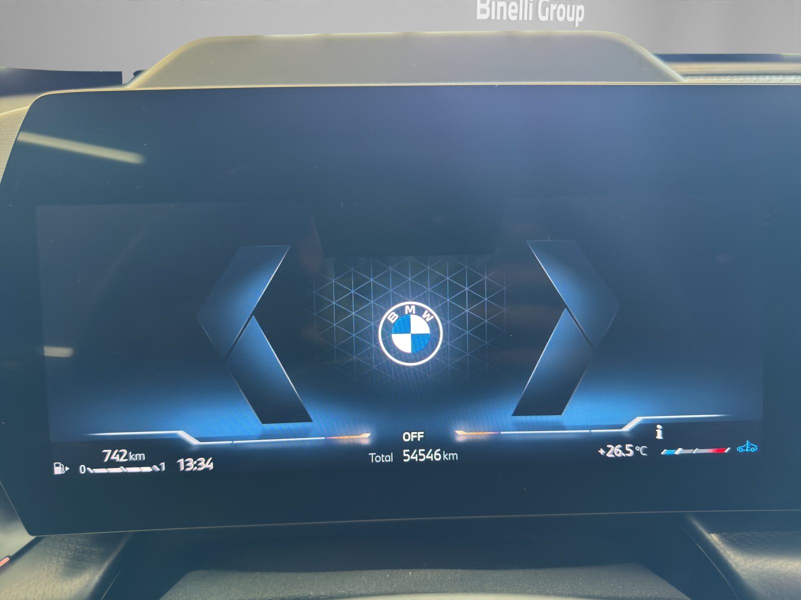 BMW X1 23i xDrive paddles-image-6