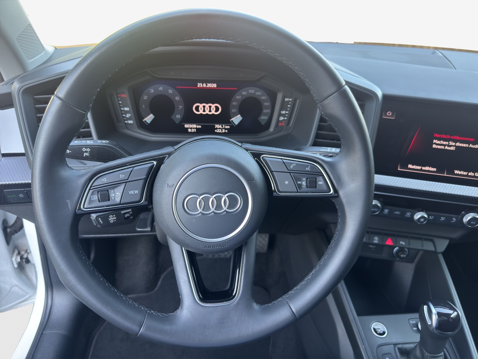 AUDI A1 Sportback 30 TFSI S-tronic-image-9