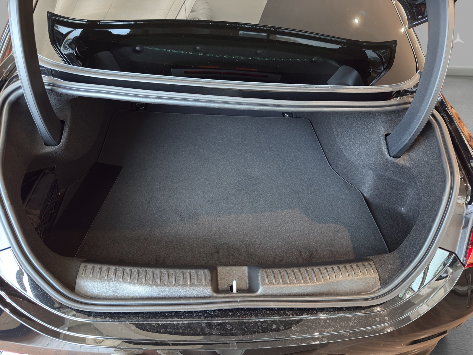 MERCEDES-BENZ CLA 220 8G-DCT 4Matic-image-15