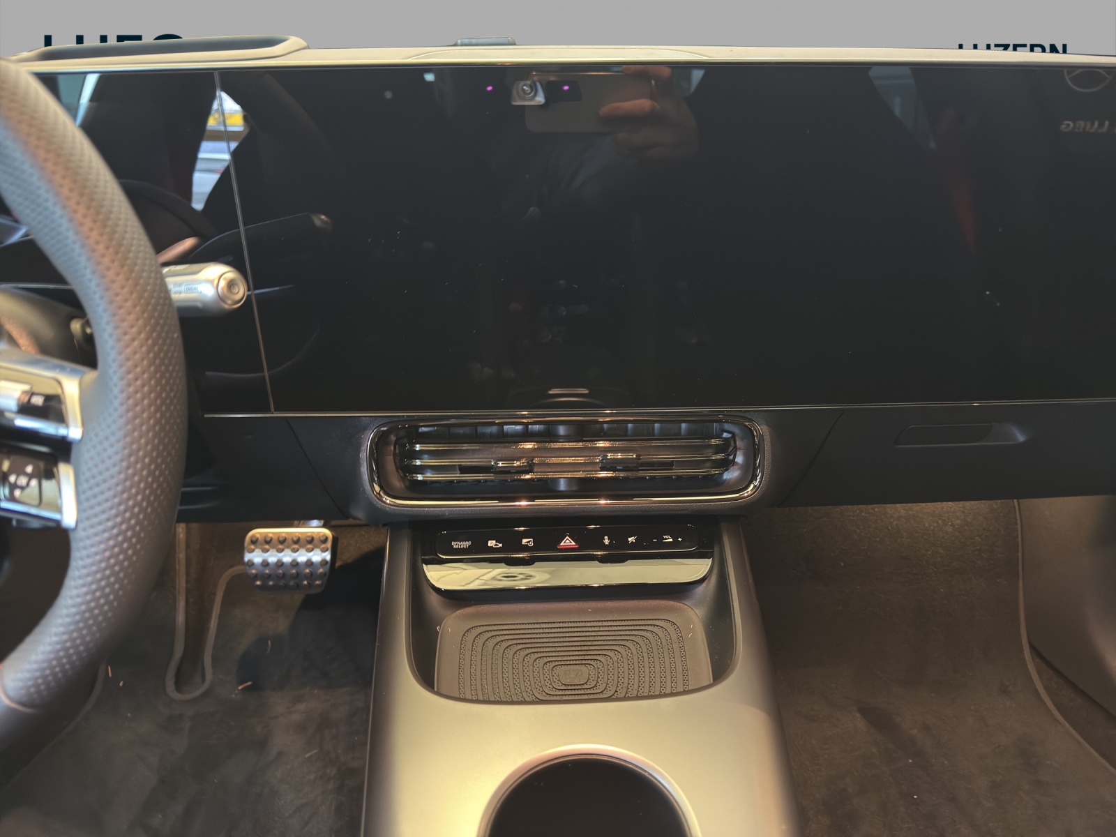 MERCEDES-BENZ CLA 220 8G-DCT 4Matic-image-12