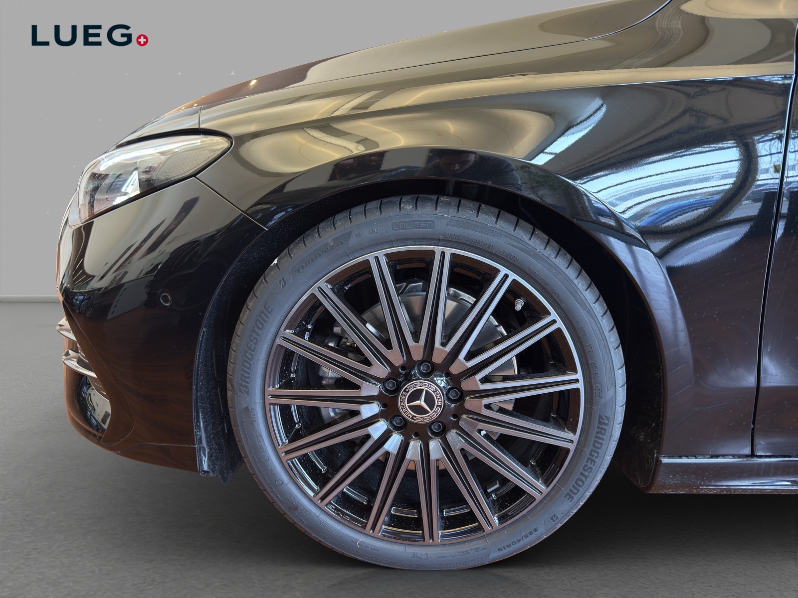MERCEDES-BENZ CLA 220 8G-DCT 4Matic-image-7