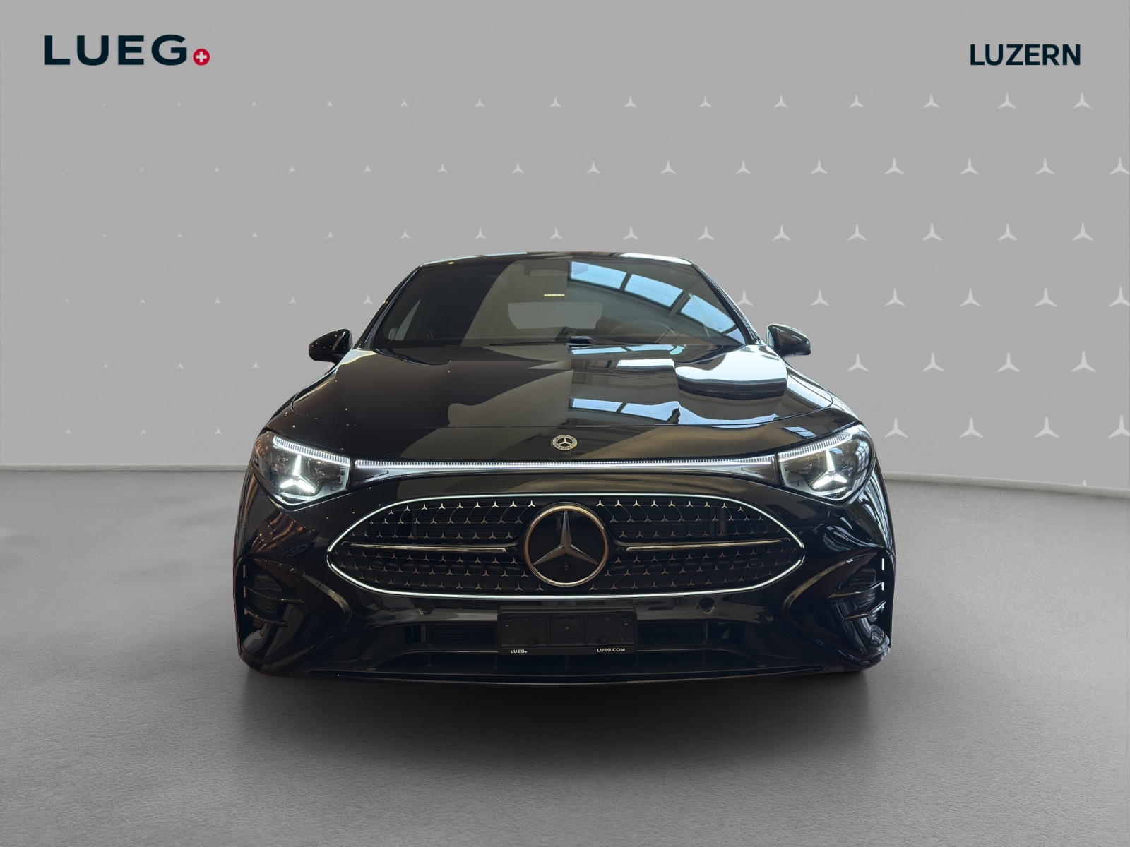 MERCEDES-BENZ CLA 220 8G-DCT 4Matic-image-6