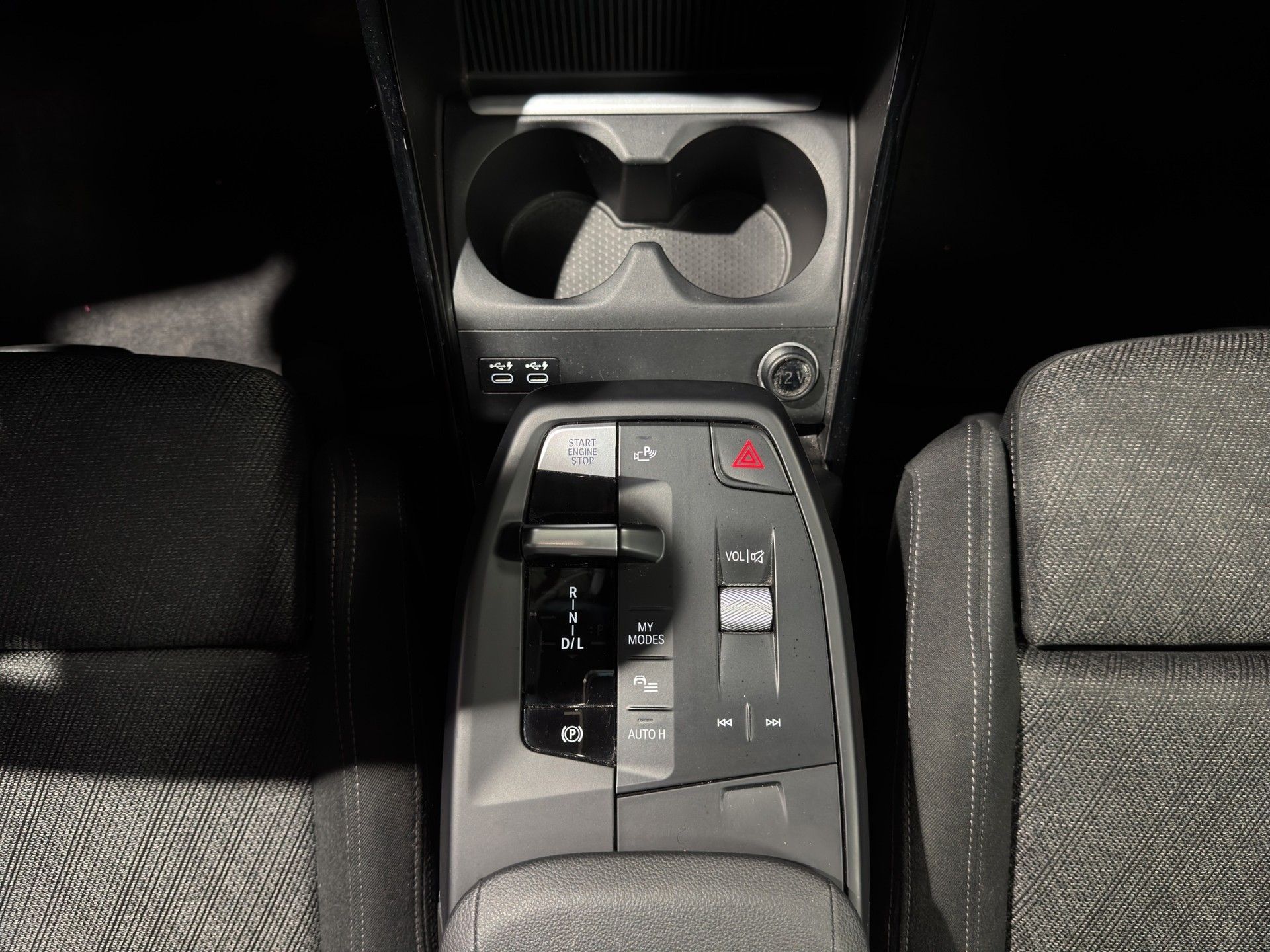 BMW X1 23d xDrive-image-10