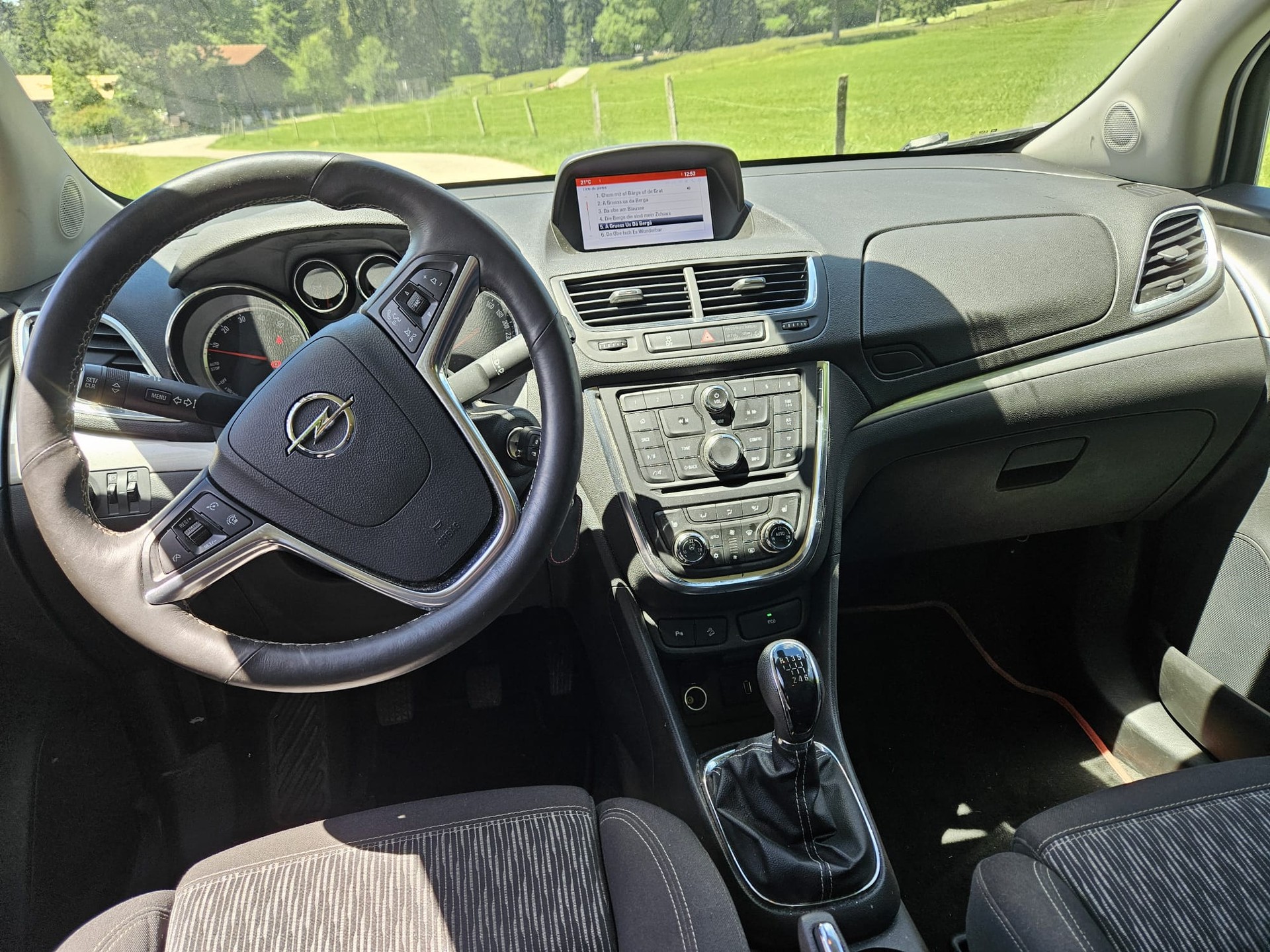OPEL Mokka 1.4i 16V Turbo Cosmo 4WD-image-2