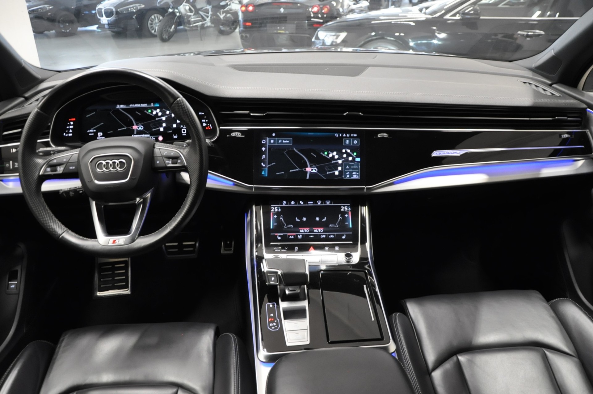 AUDI Q7 50 TDI quattro S Line tiptronic-image-17