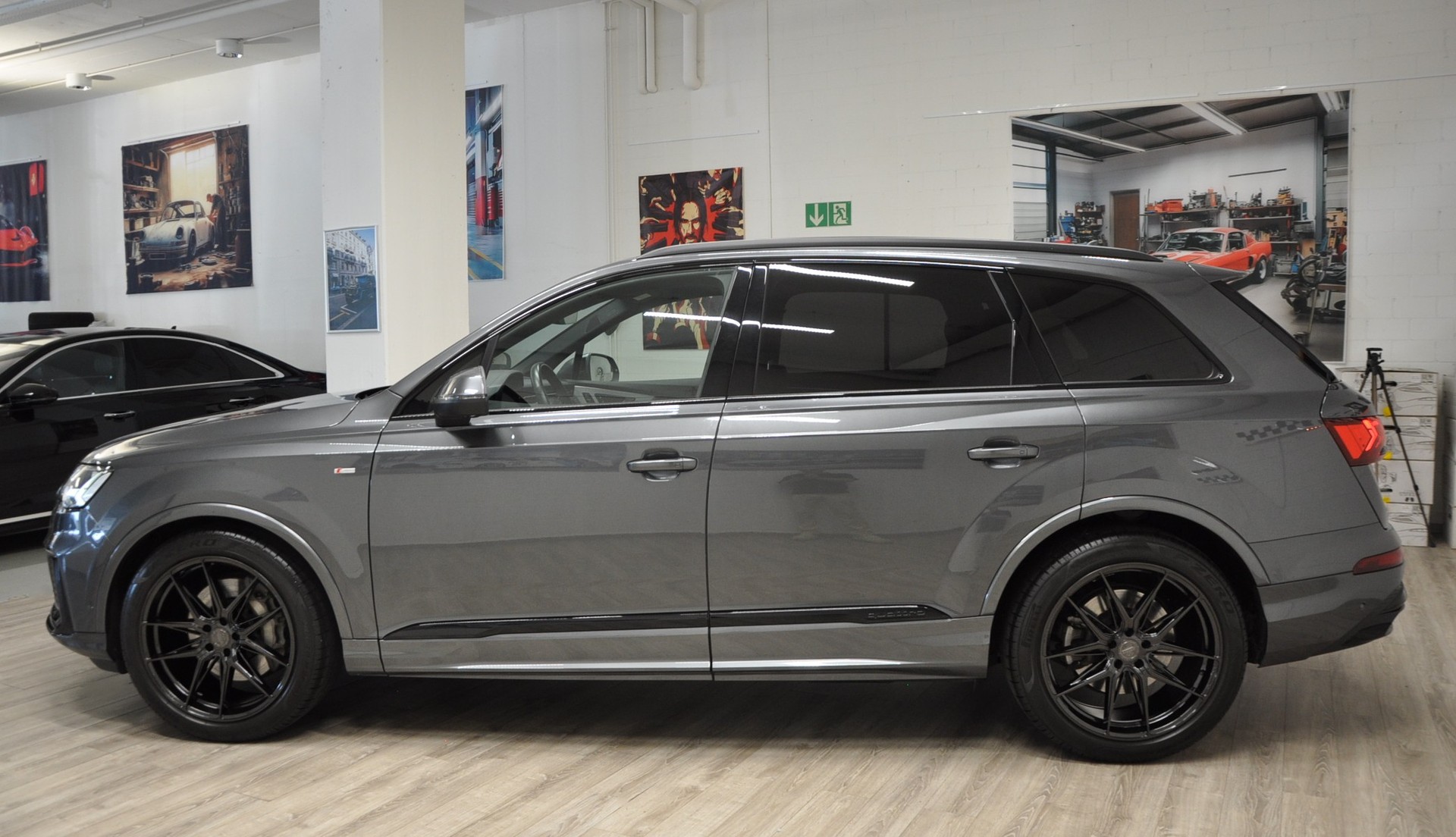 AUDI Q7 50 TDI quattro S Line tiptronic-showroom-element-2