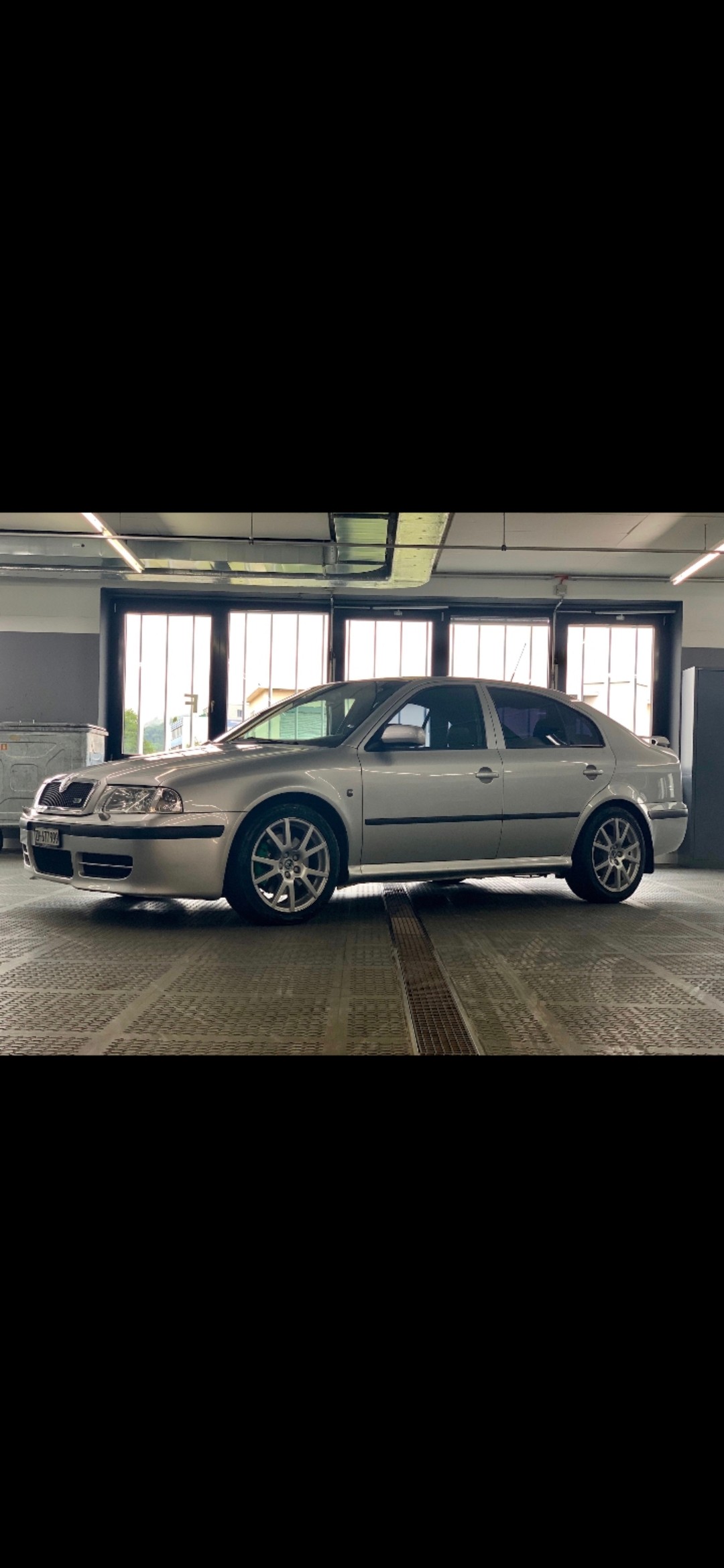 SKODA 1.8 Turbo 180 RS-image-0