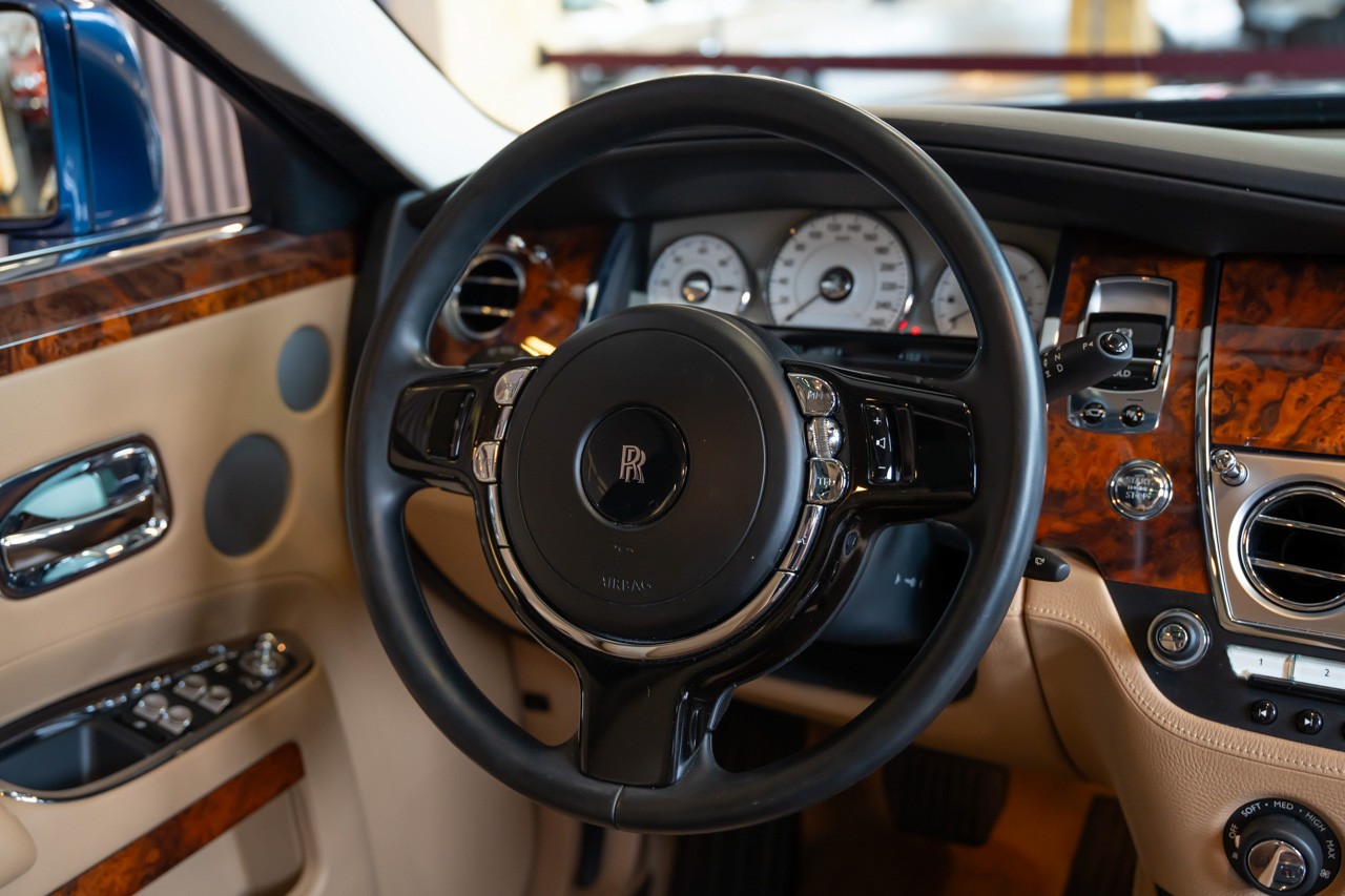 ROLLS-ROYCE Ghost 6.6 V12-image-32
