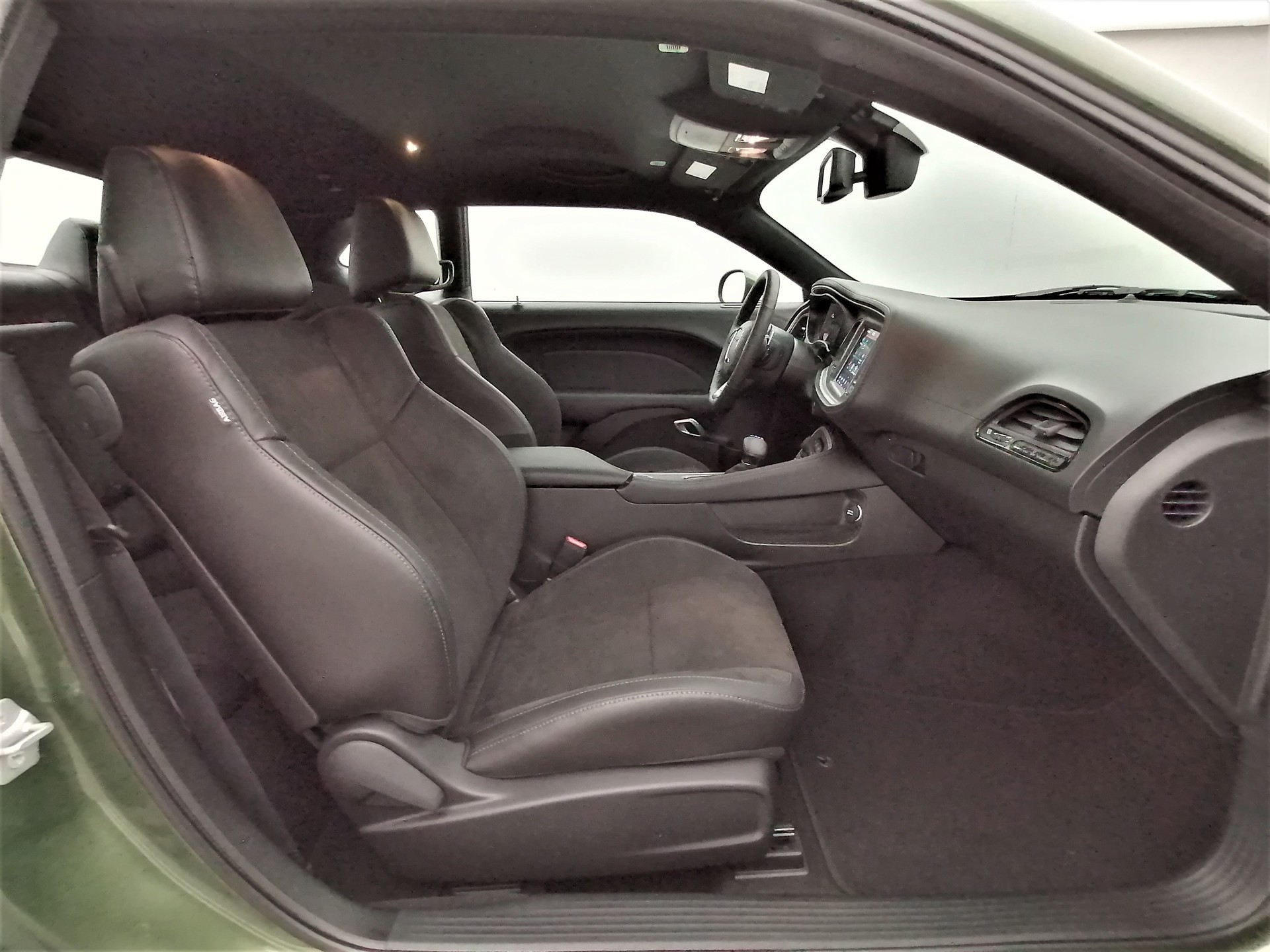 DODGE Challenger 5.7 R/T Shaker-image-11