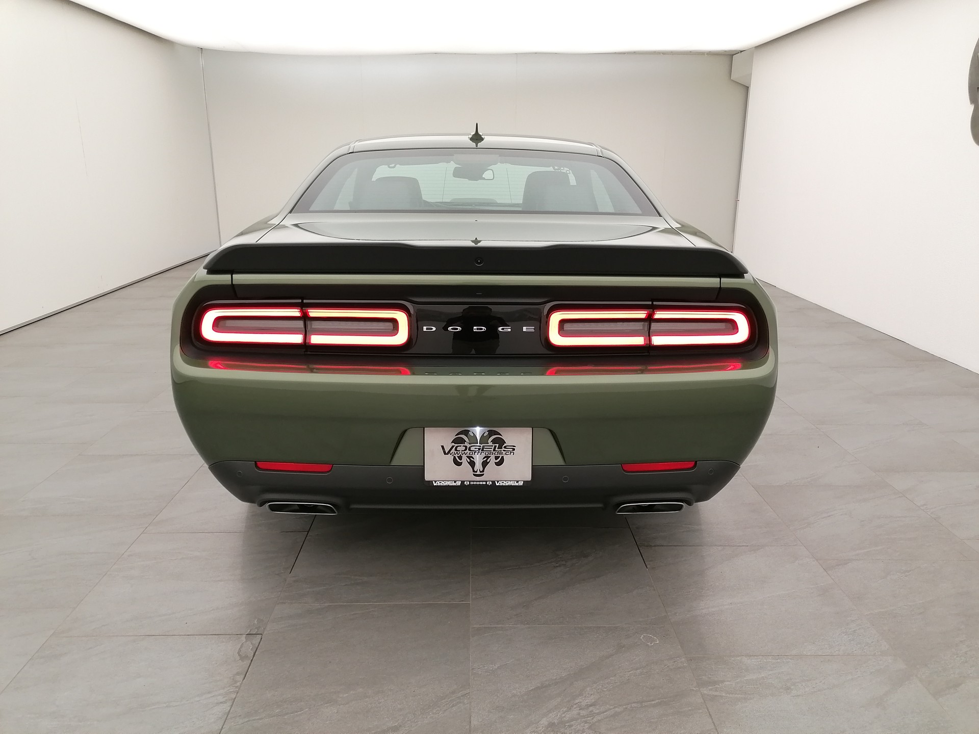 DODGE Challenger 5.7 R/T Shaker-image-4