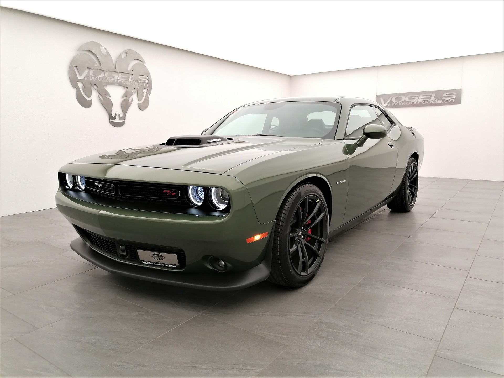 DODGE Challenger 5.7 R/T Shaker-image-0