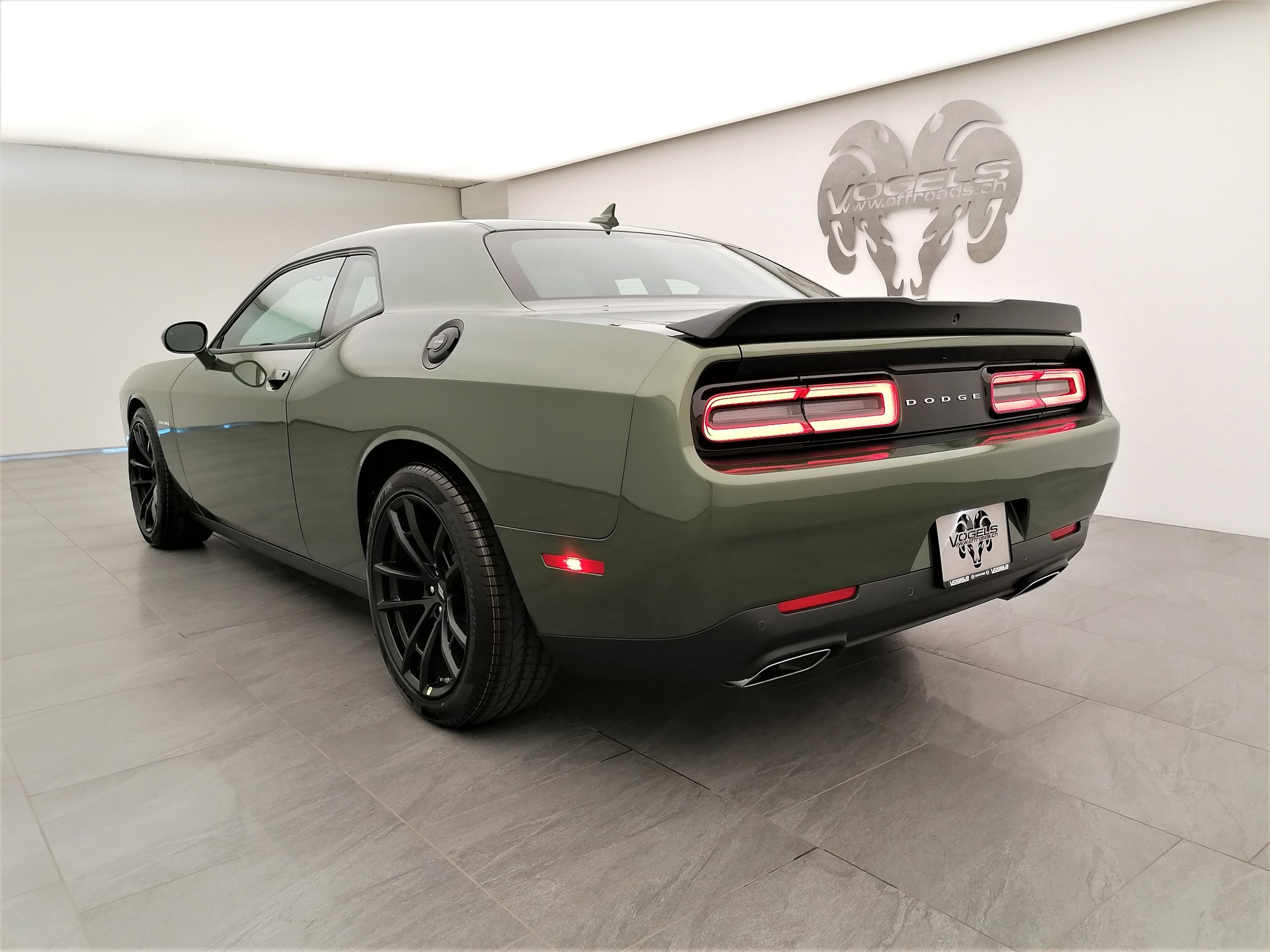 DODGE Challenger 5.7 R/T Shaker-image-5