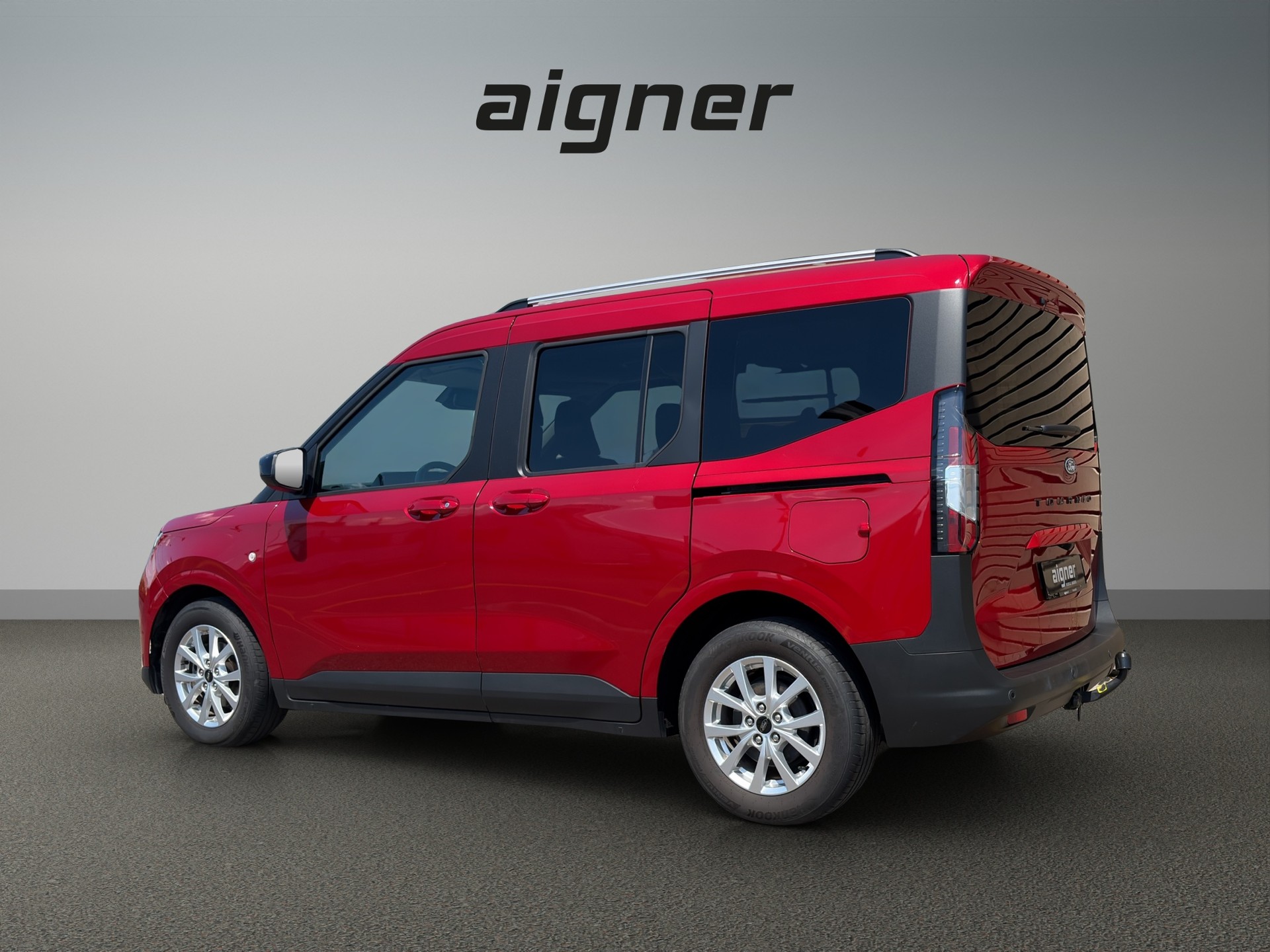 FORD Tourneo Courier 1.0 EcoBoost Titanium-image-2