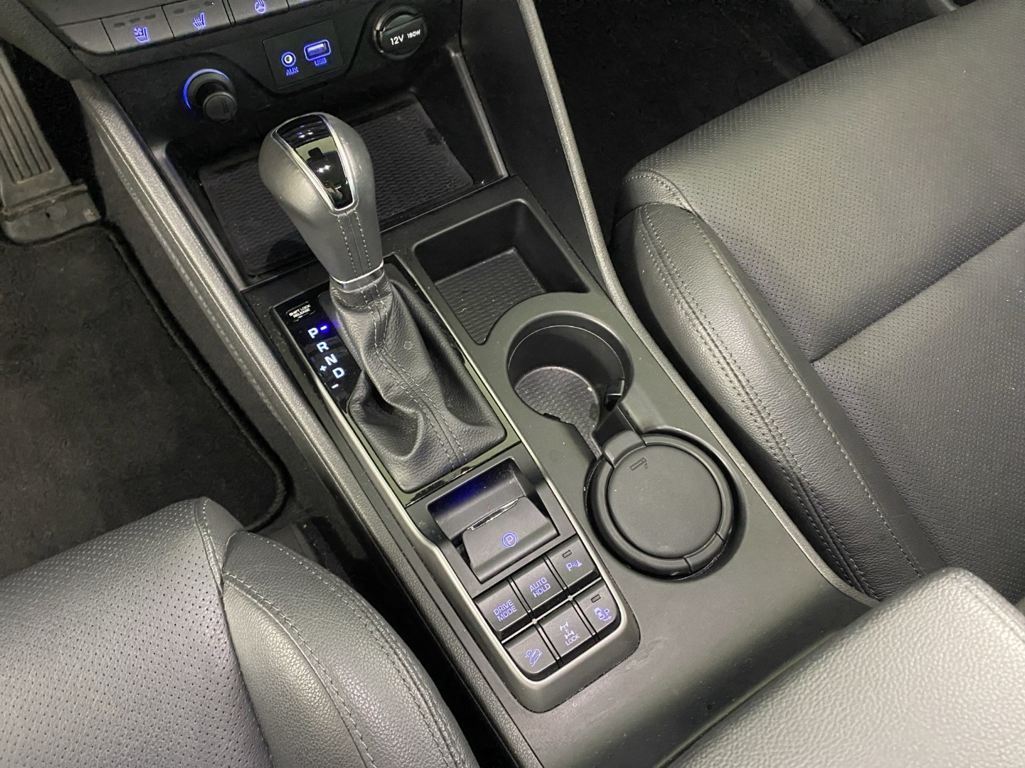HYUNDAI Tucson 1.6 TGDI Amplia 4WD DCT-image-13
