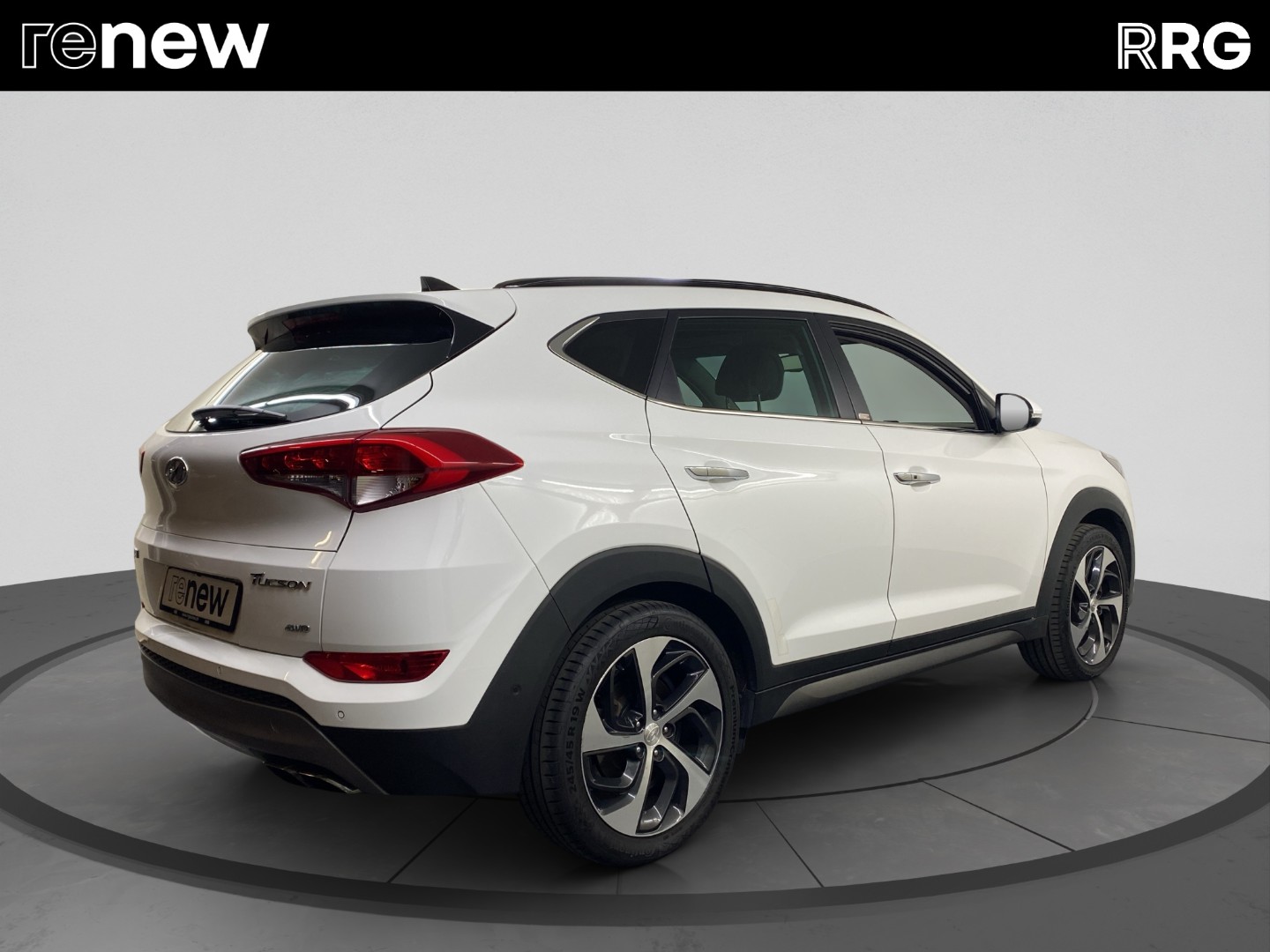 HYUNDAI Tucson 1.6 TGDI Amplia 4WD DCT-image-3