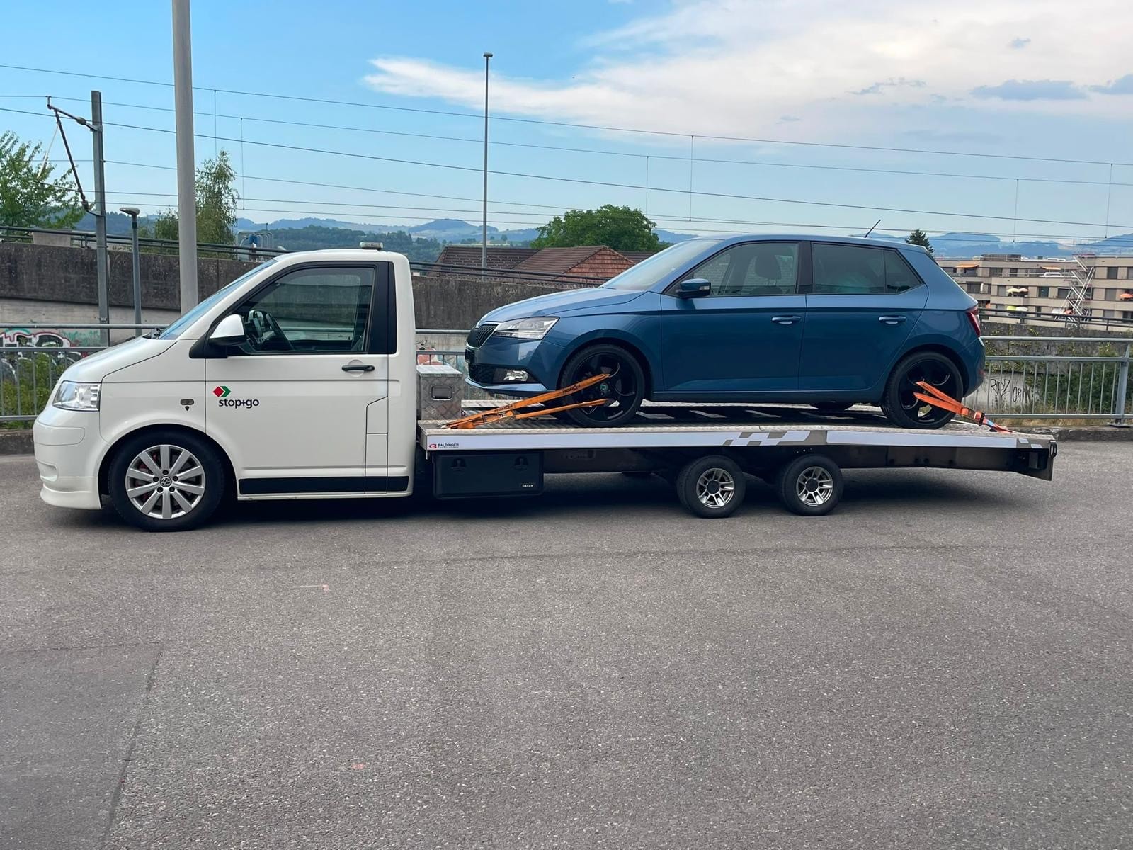 VW Autotransporter-image-1