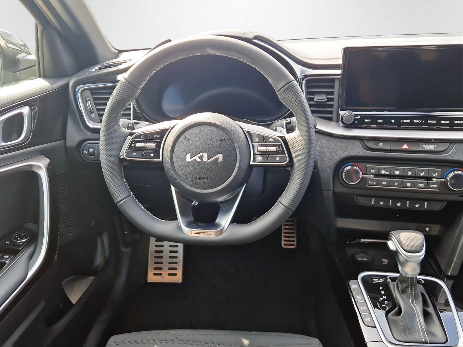 KIA Ceed 1.5 T-GDi MHEV GT-Line-image-5