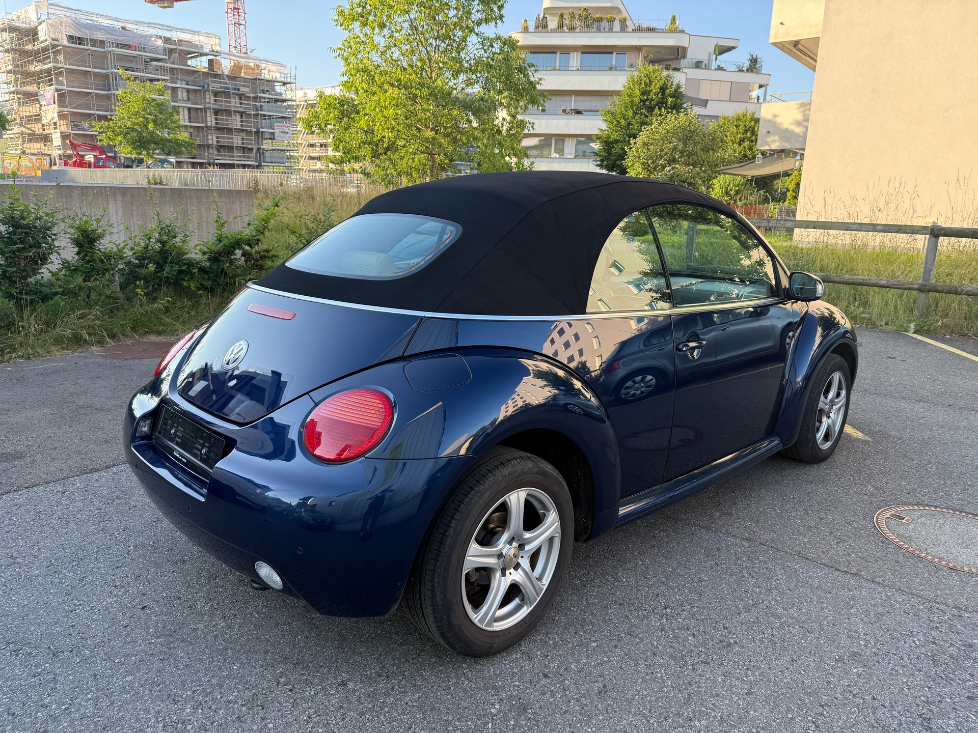 VW Beetle Cabrio 1.8 T-image-4