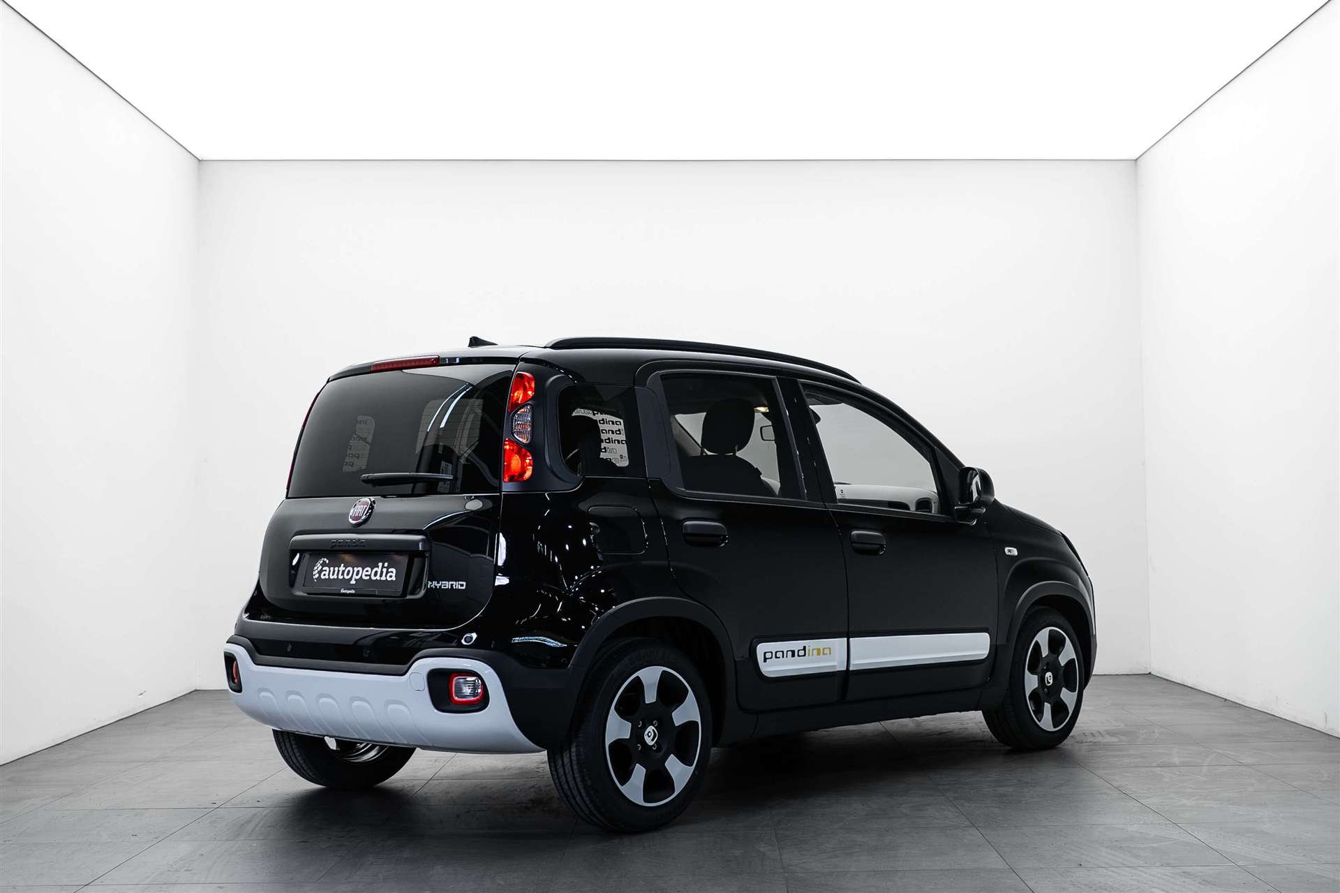 FIAT Panda Pandina Cross 1.0 MHEV NEW-showroom-element-2
