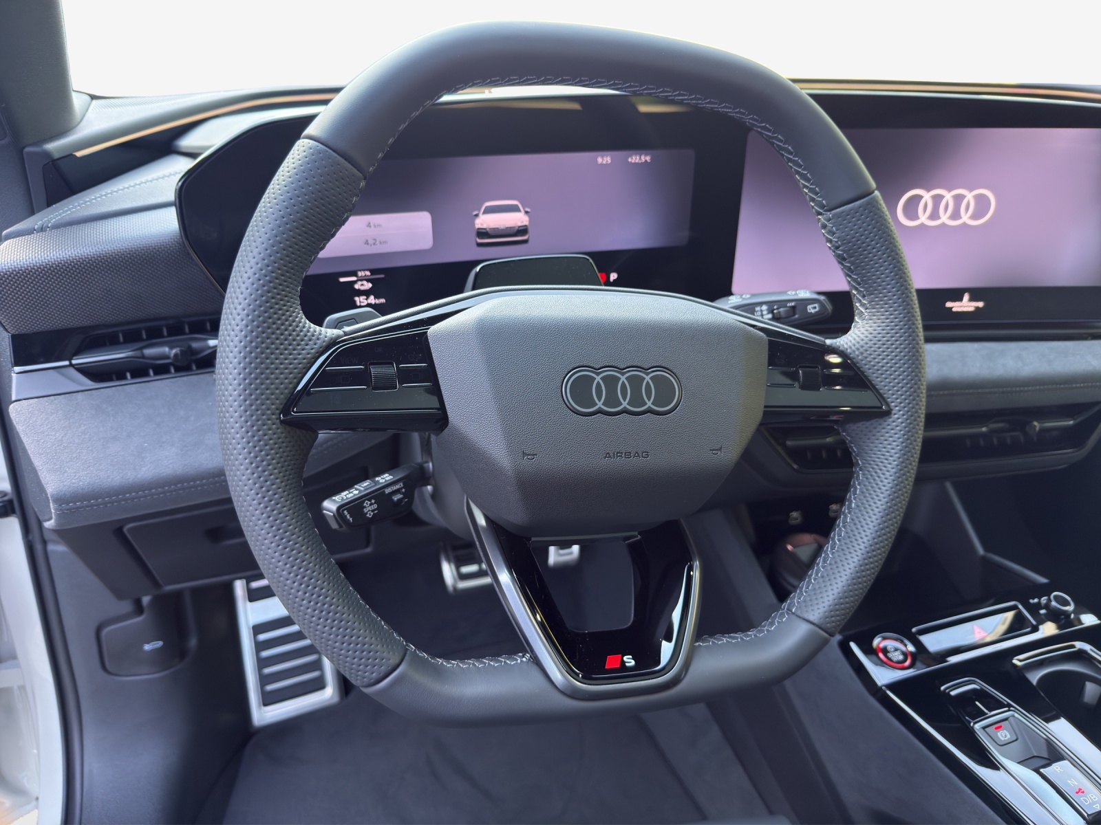 AUDI S6 Avant e-tron quattro-image-19