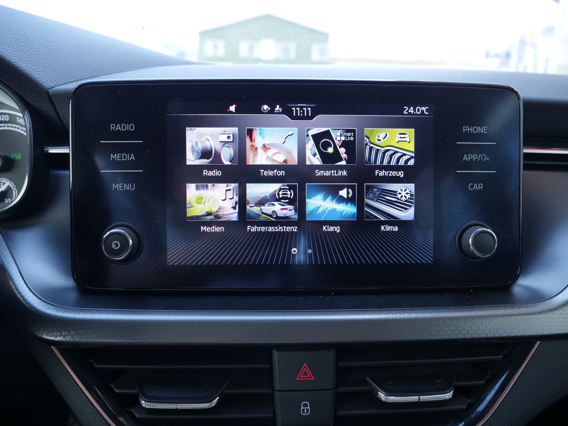 SKODA Kamiq 1.5 TSI ACT Style DSG-image-11
