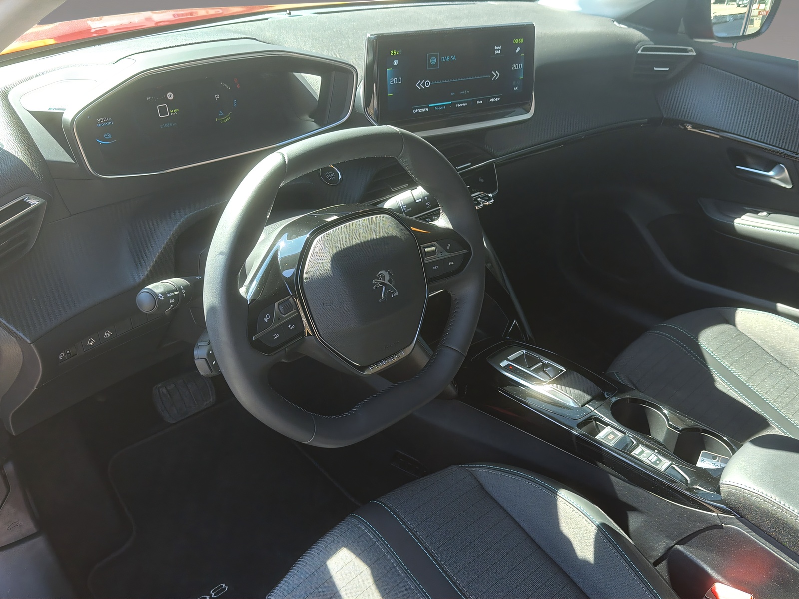 PEUGEOT 208 e-Allure Pack-image-6