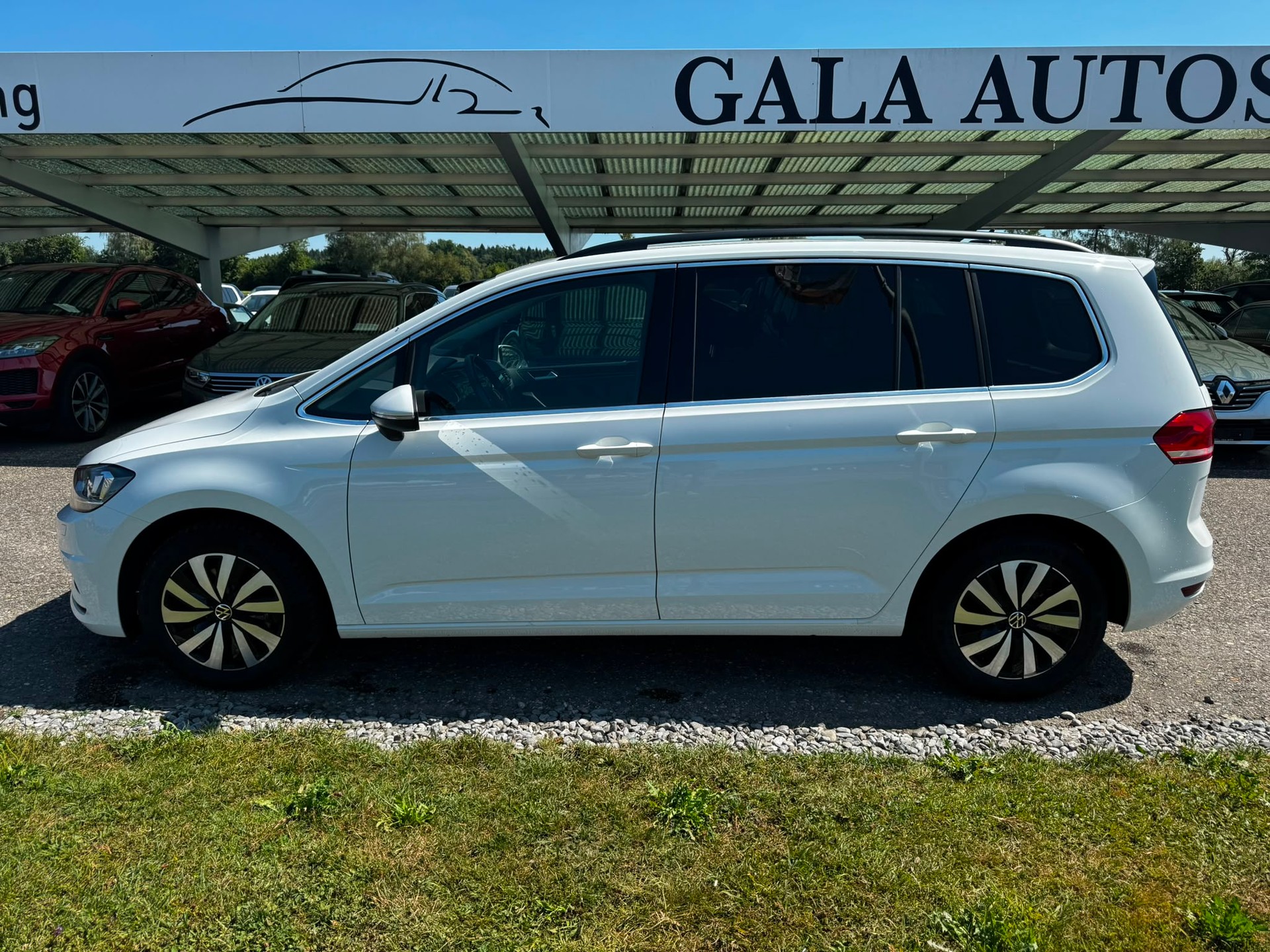VW Touran 2.0 TDI BlueMotion Technology Comfortline DSG-image-7