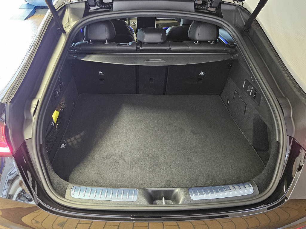 MERCEDES-BENZ GLC 53 AMG 4Matic+ Coupé-showroom-element-3