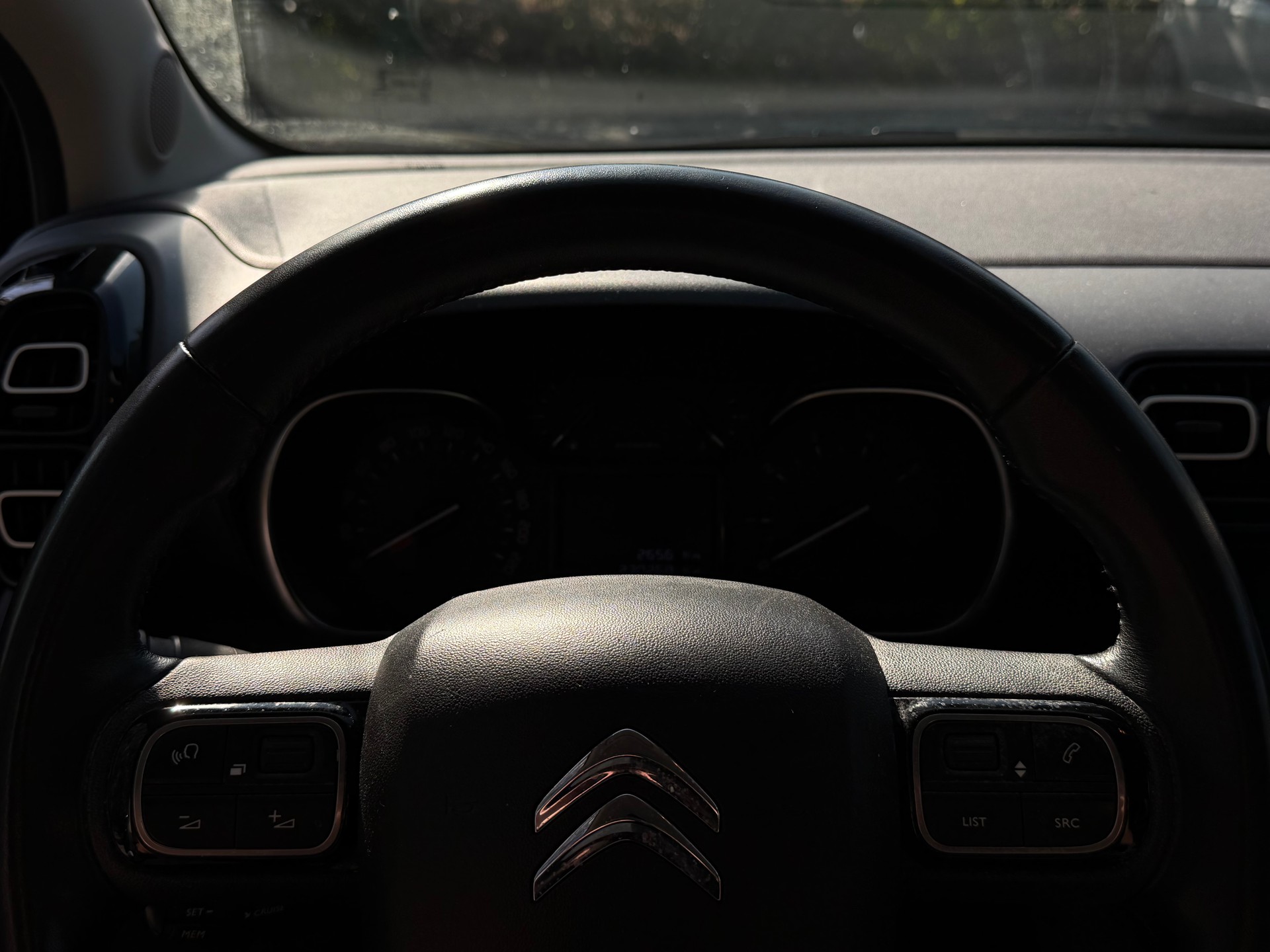 CITROEN C3 Aircross 1.2i PureTech Feel EAT-image-6