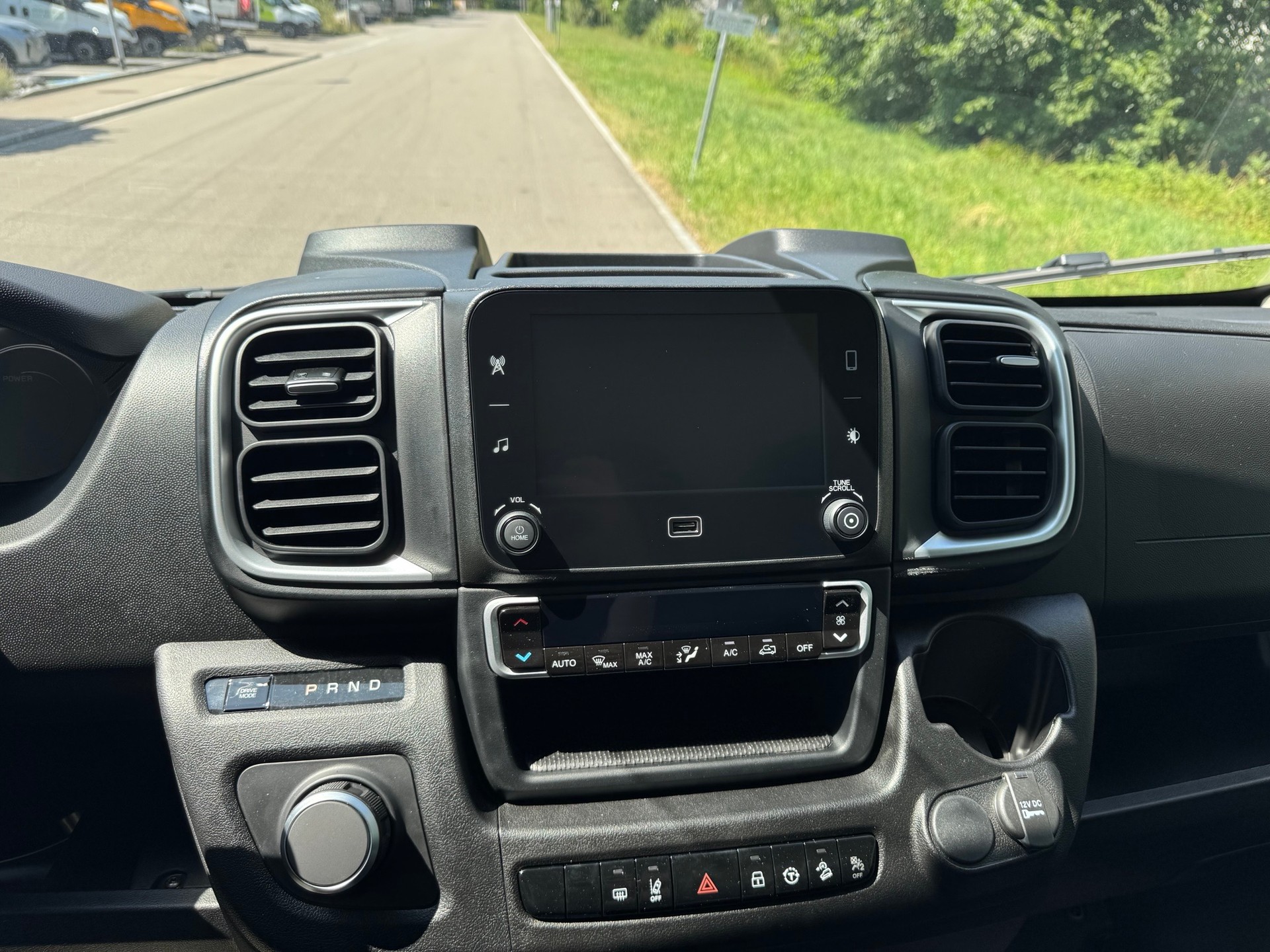 IVECO eSuperJolly-image-4