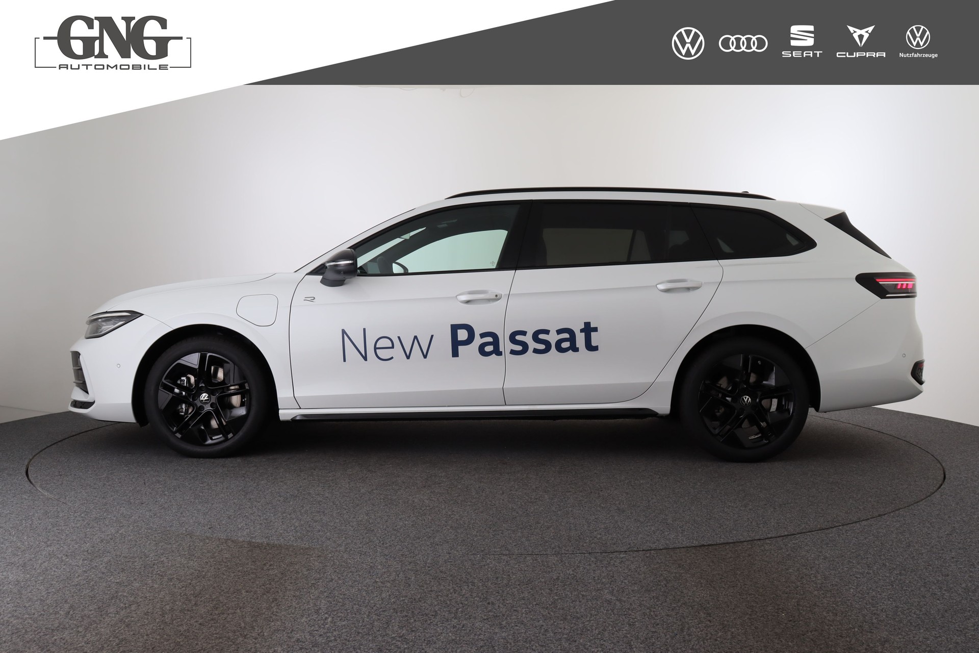VW Passat Variant 1.5 TSI evo2 Plug-In- Hybrid R-Line DSG-showroom-element-1