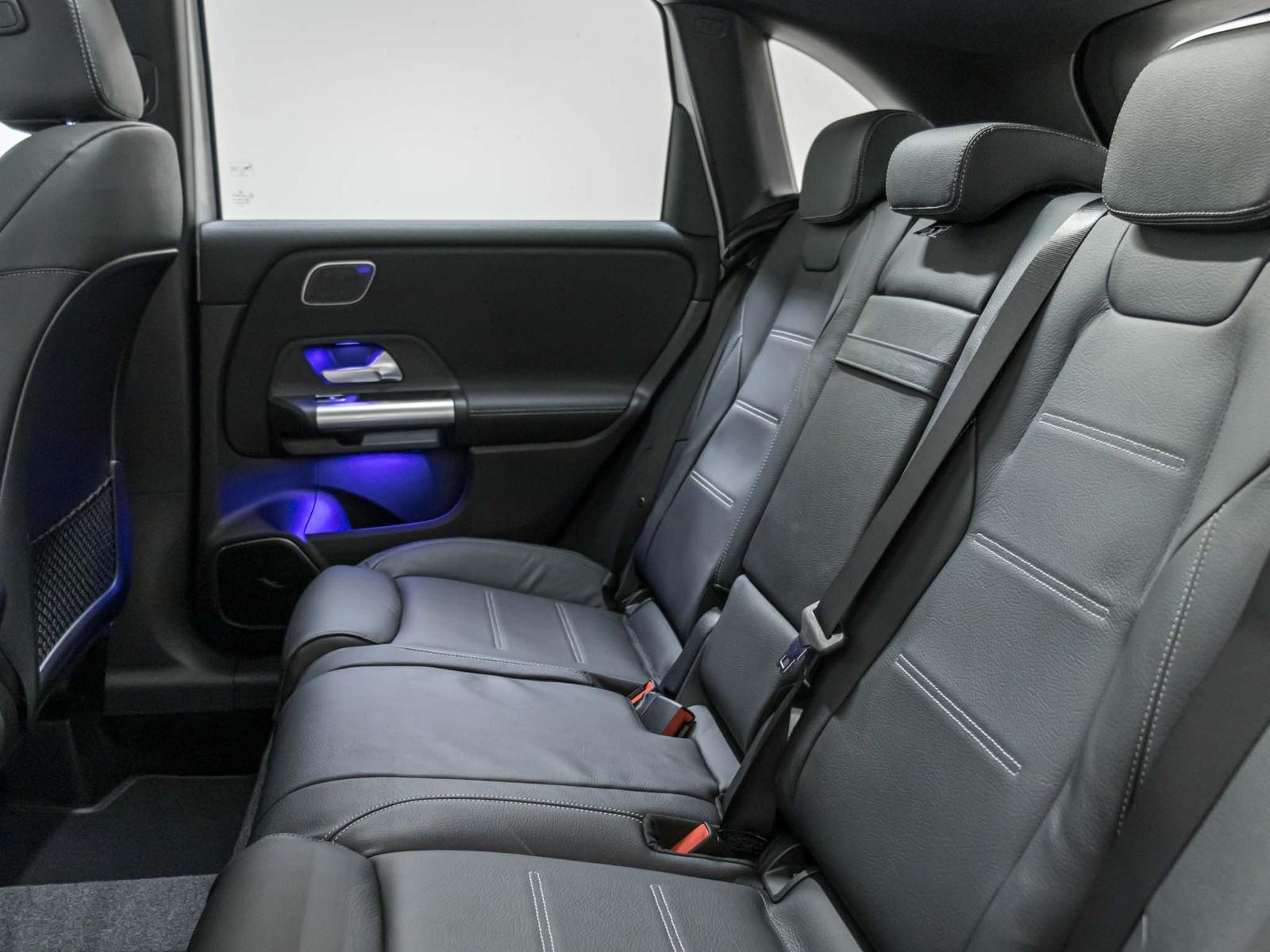 MERCEDES-BENZ B 250 4MATIC-image-8